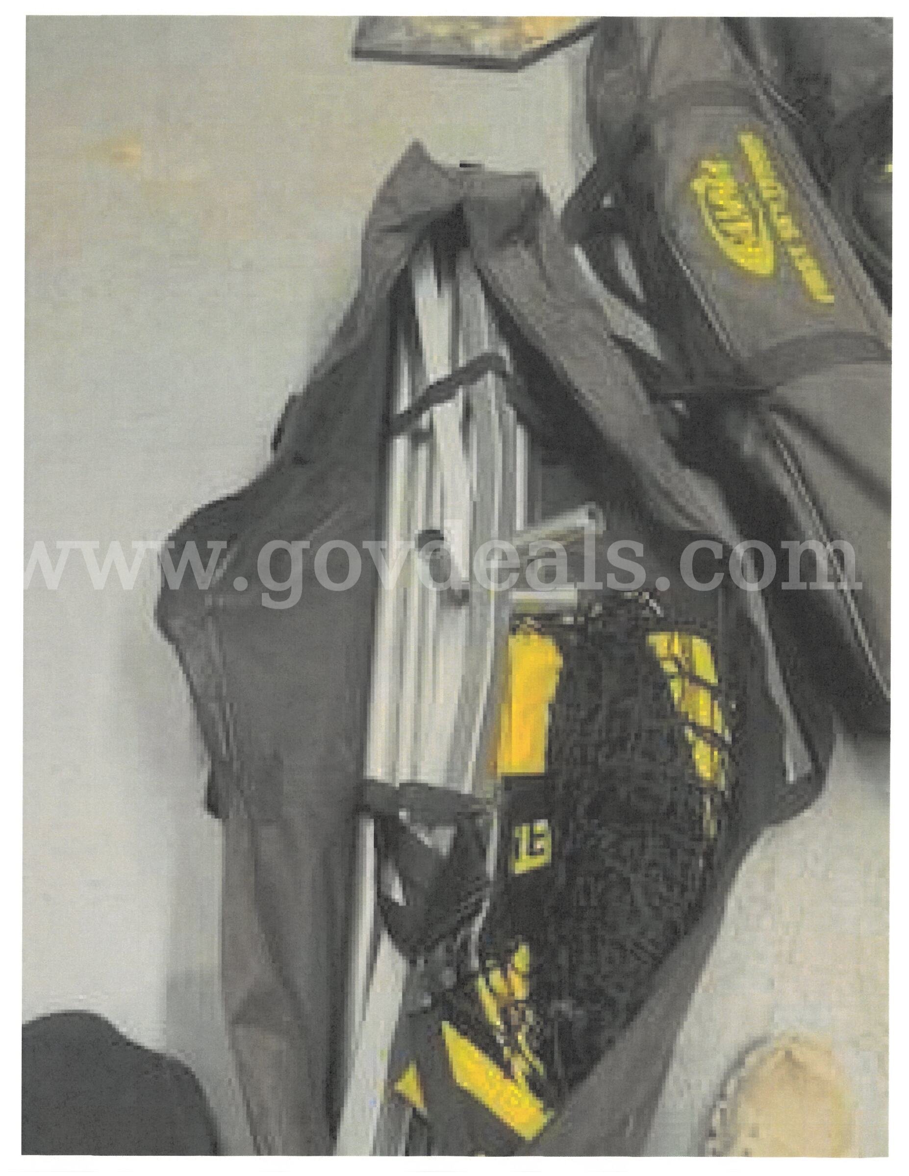 Tennis Gear Varies  Government Surplus Auction - Photo #2