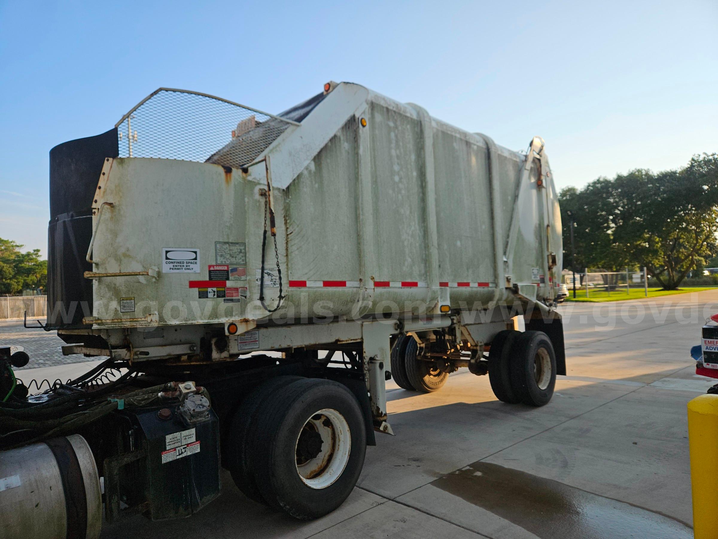 2011 Autocar LLC Xpeditor Autocar LLC Xpeditor Government Surplus Auction - Photo #2