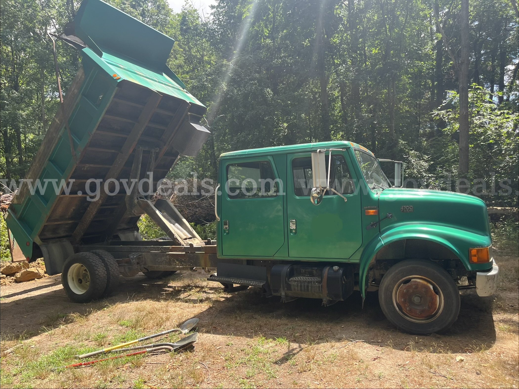 2002 International 4700 International 4700 Government Surplus Auction - Photo #5