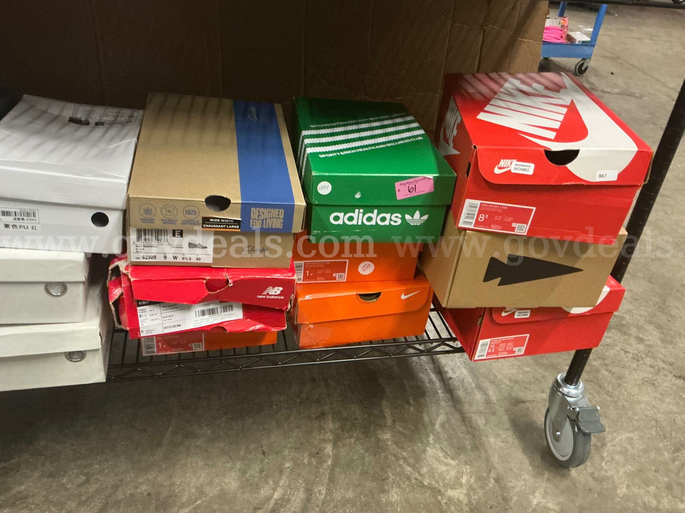Apparel: "Boxed Shoes" (SEP26-0401X)   Government Surplus Auction - Photo #5