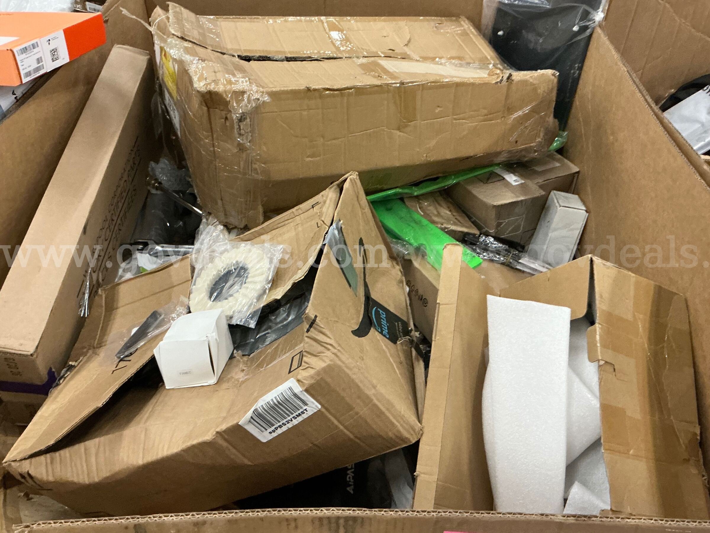 Hardware: "Automotive and Hardware" (Gaylord)(SEP26-0485)  0485 Government Surplus Auction - Photo #3