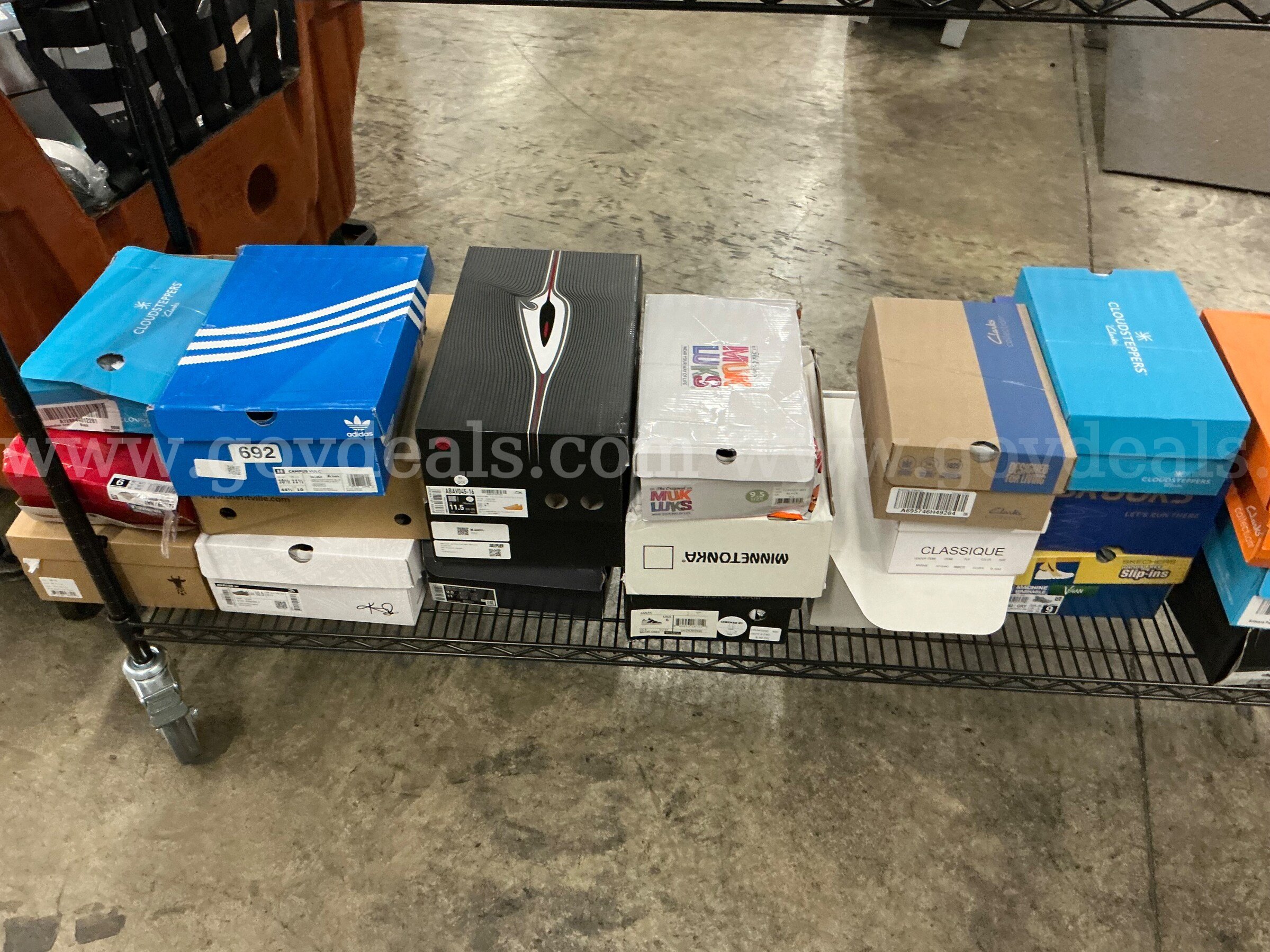 Apparel: "Boxed Shoes" (SEP26-0501X)   Government Surplus Auction - Photo #5