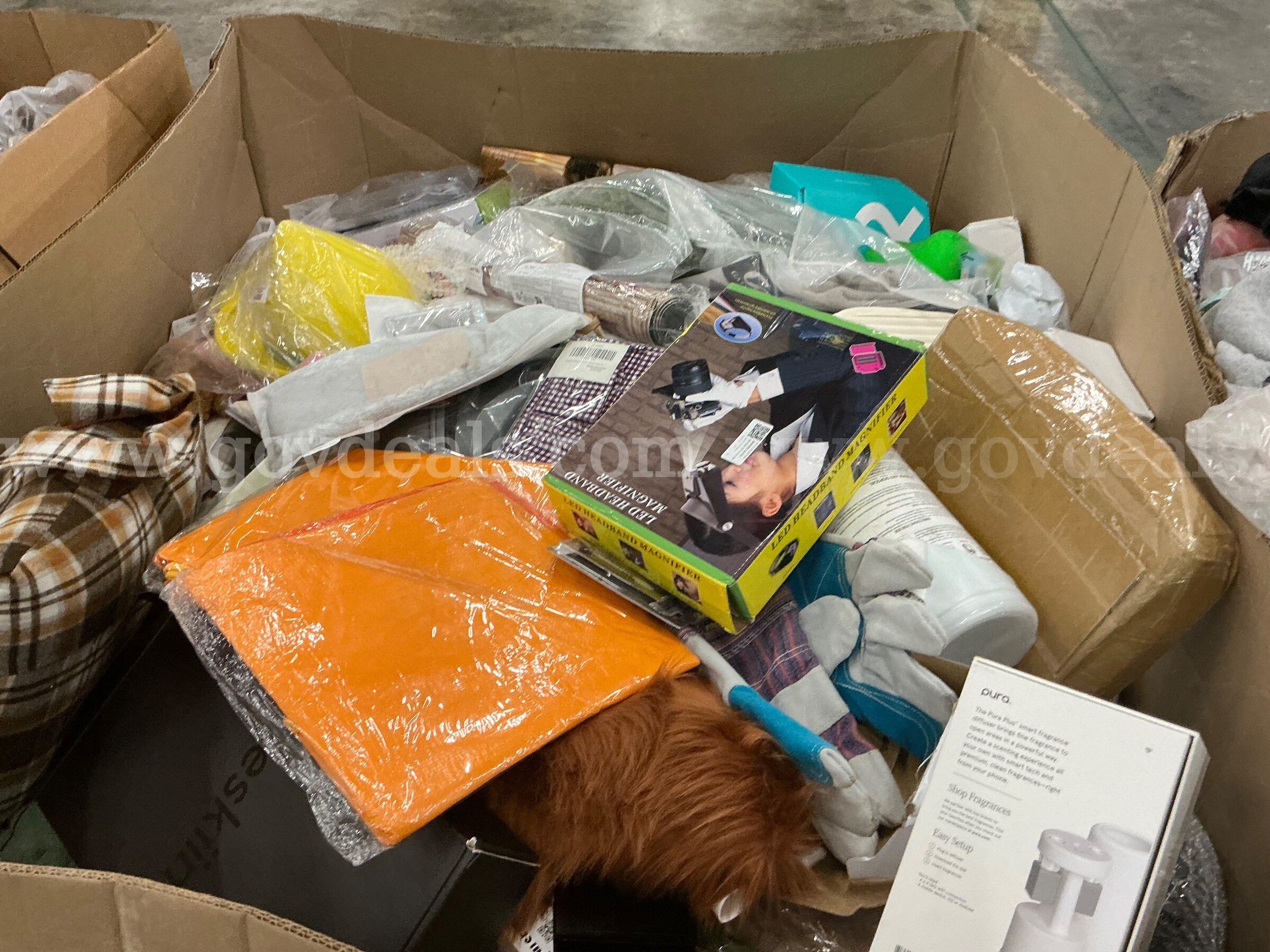 General Merchandise: (Gaylord) (SEP26-0530)  0530 Government Surplus Auction - Photo #3