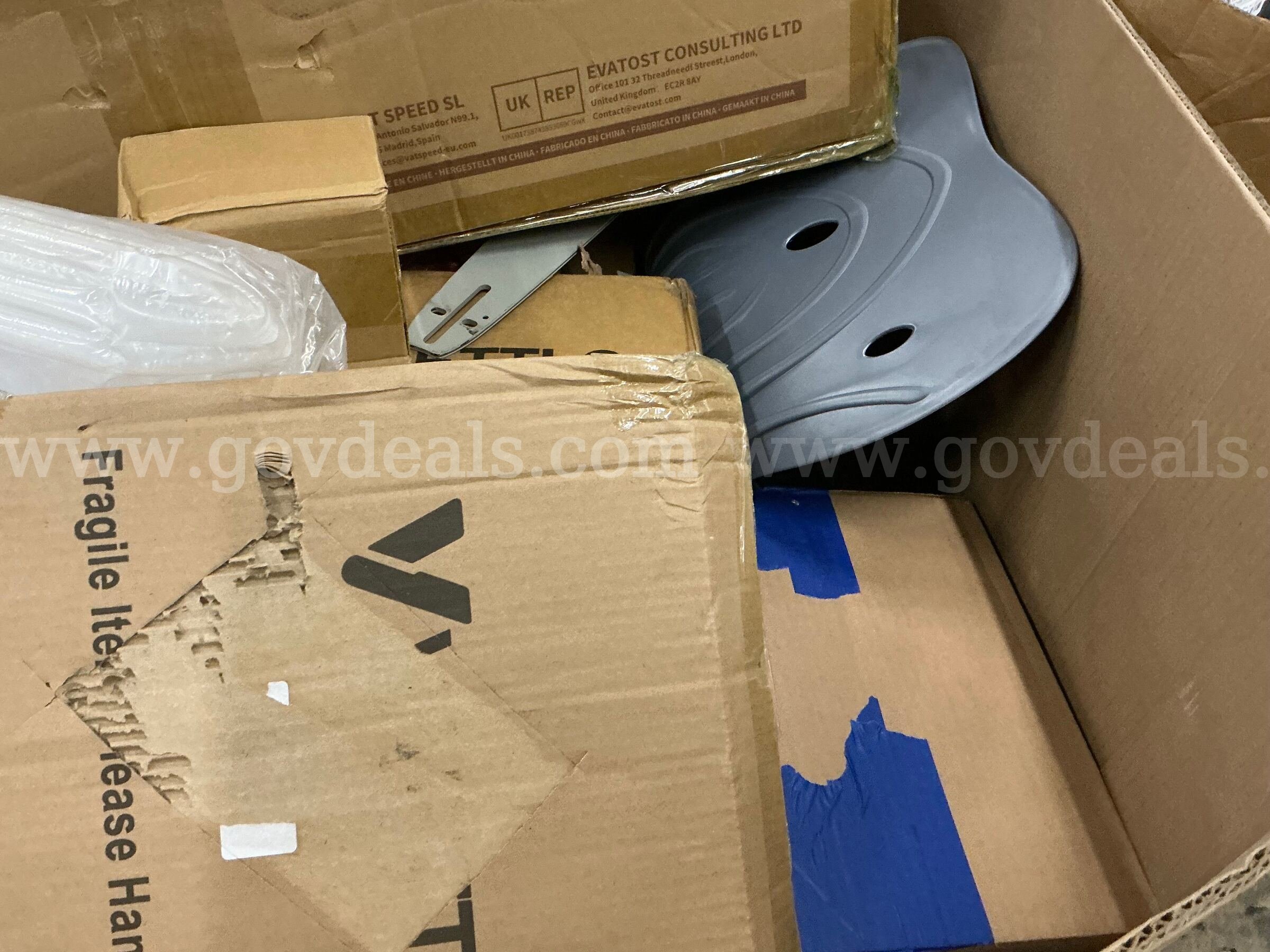 General Merchandise: (Gaylord) (SEP26-0535)  0535 Government Surplus Auction - Photo #4