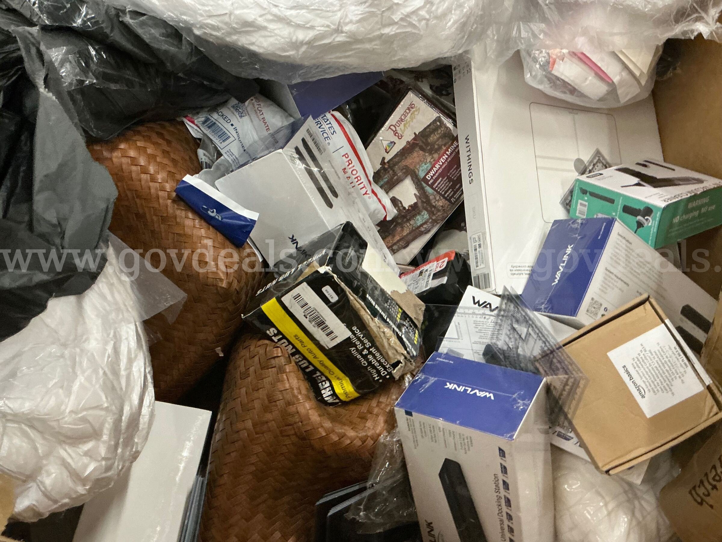 General Merchandise: (Gaylord) (SEP26-0540)  0540 Government Surplus Auction - Photo #4