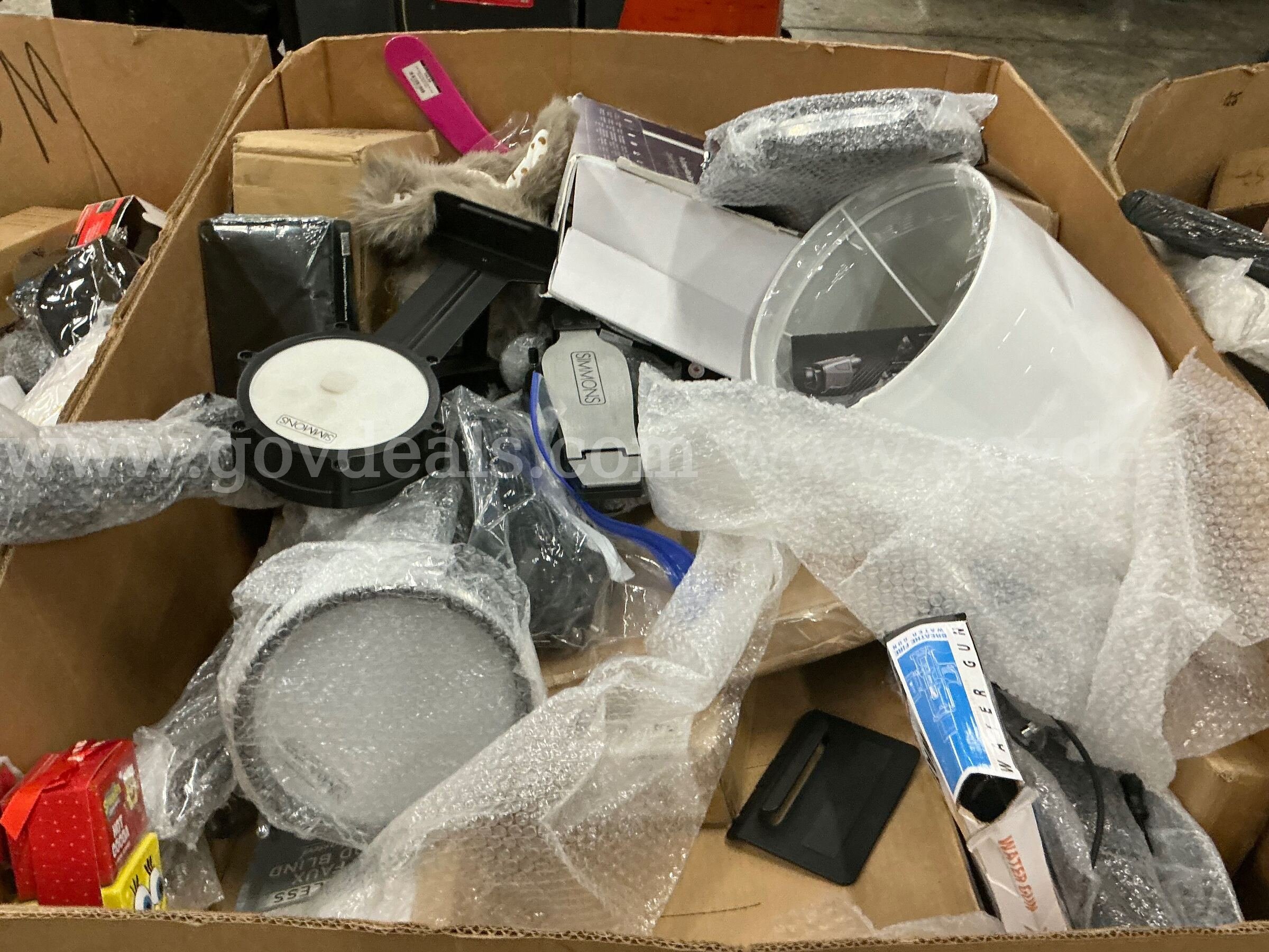 General Merchandise: (Gaylord) (SEP26-0541)  0541 Government Surplus Auction - Photo #3