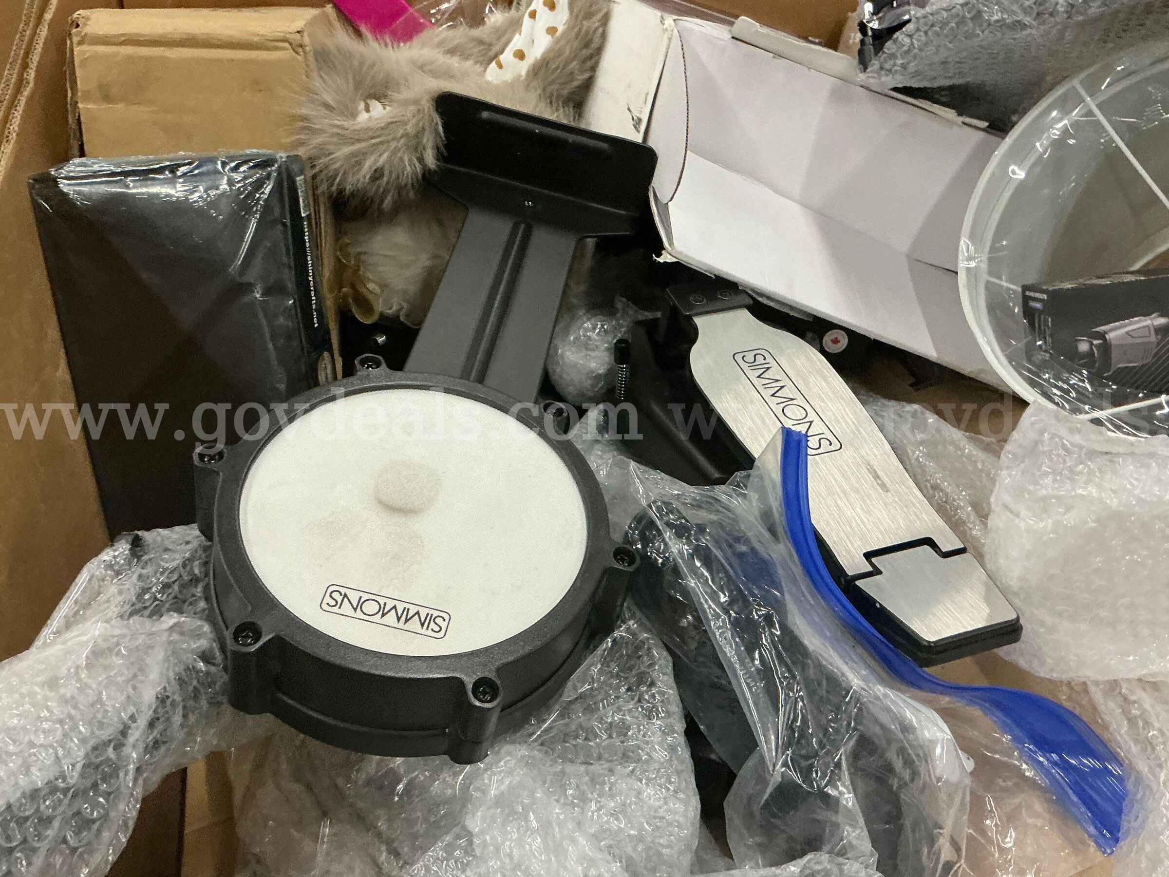 General Merchandise: (Gaylord) (SEP26-0541)  0541 Government Surplus Auction - Photo #6