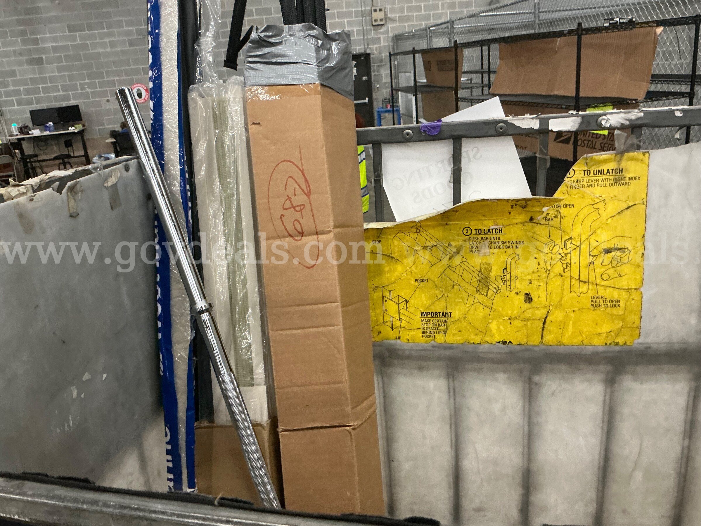 Sporting Goods: (APC)(SEP26-0579)  0579 Government Surplus Auction - Photo #3