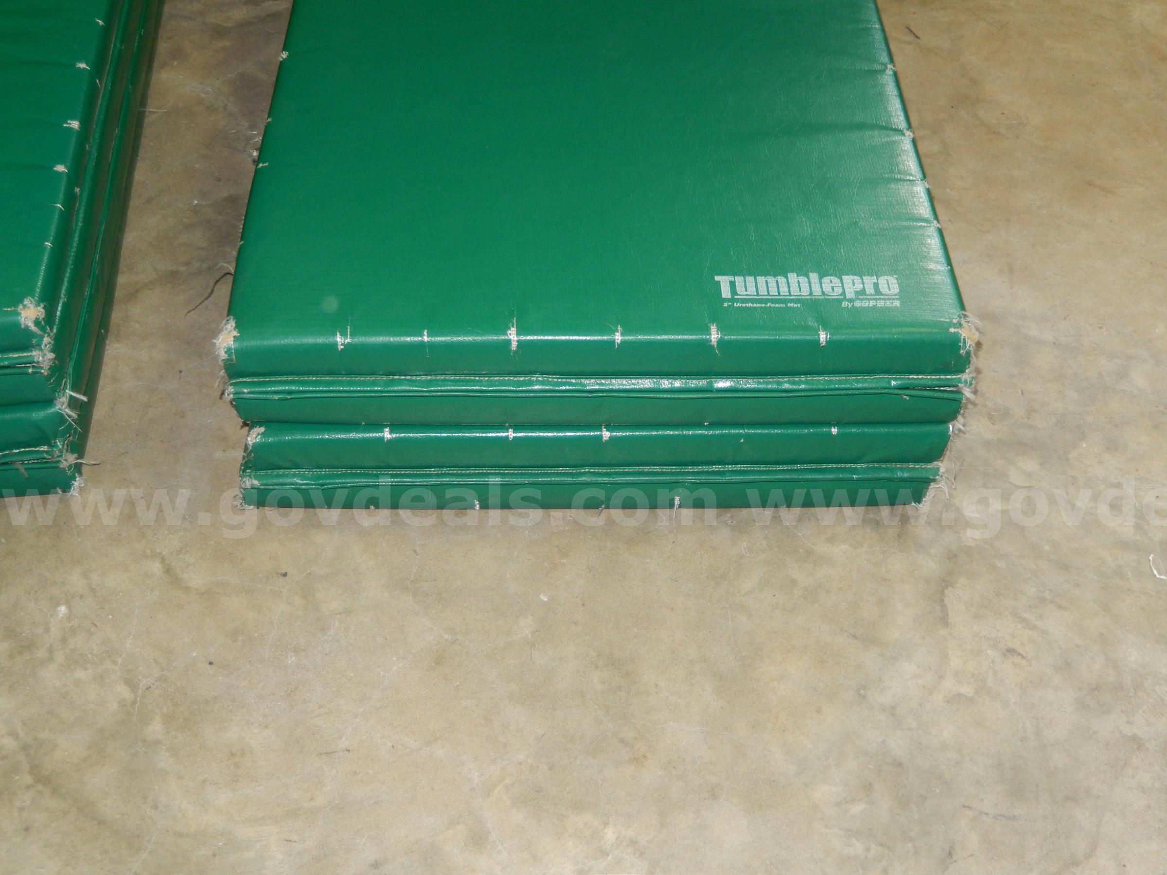 USED (2) TUMBLEPRO GREEN PLAY MATS 24" X 97" TUMBLEPRO  Government Surplus Auction - Photo #3