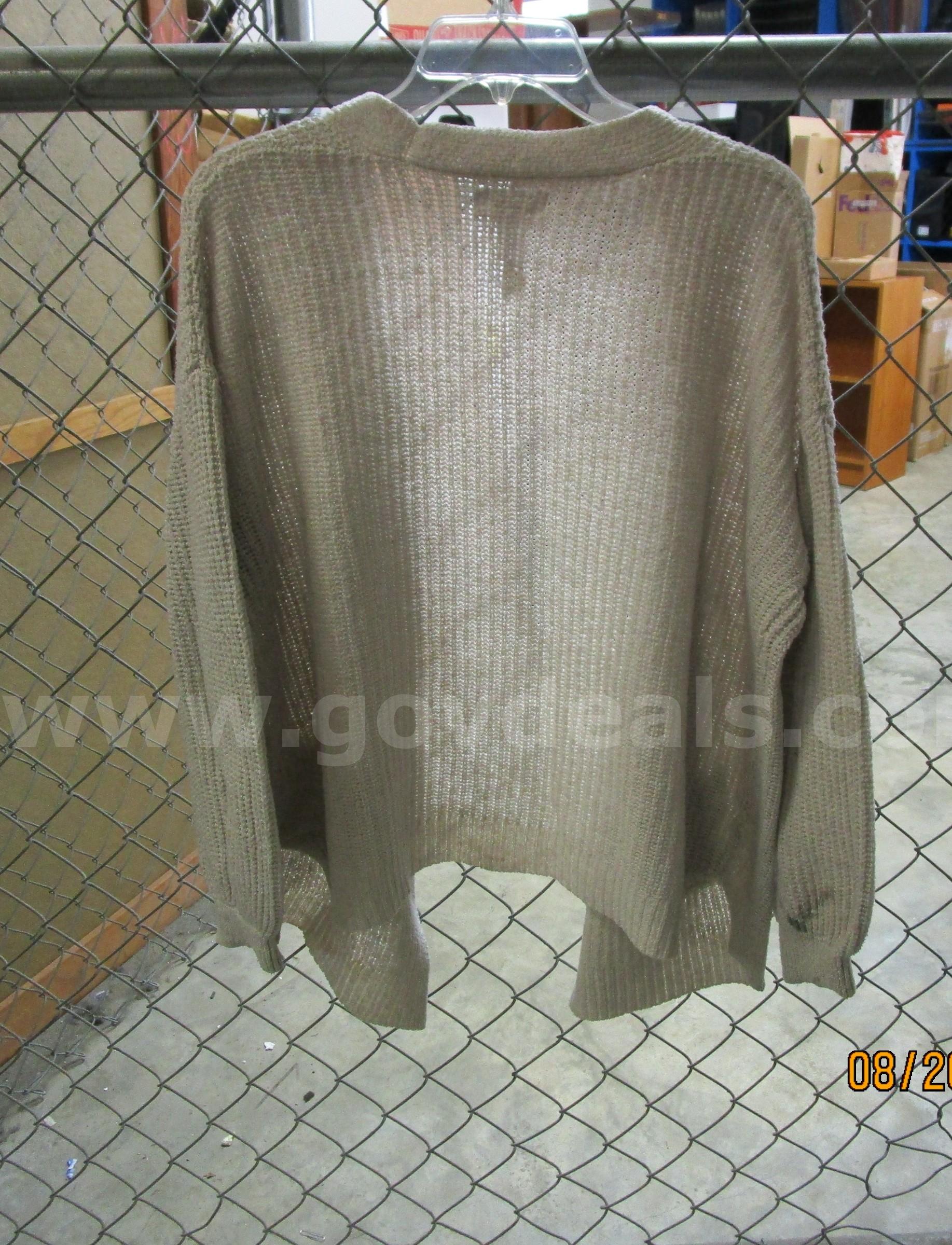 (11)USED/WASHED IN TIDE ADULT CLOTHING ITEMS VARIOUS SEE DESCRIPTION Government Surplus Auction - Photo #5