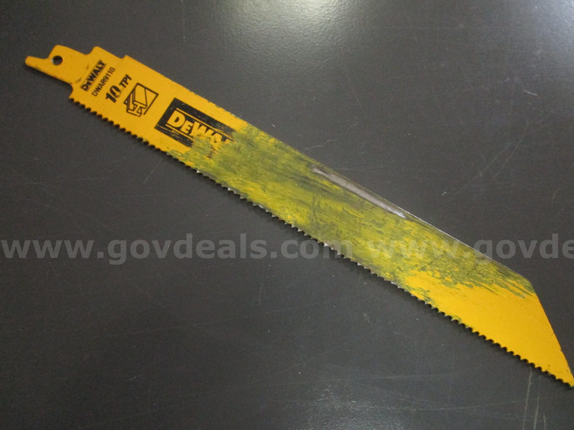 (1) USED RIDGID 18V BRUSHLESS CORDLESS RECPROCATING SAW BARE TOOL W/ 8" BLADE & BATTERY RIDGID  Government Surplus Auction - Photo #2