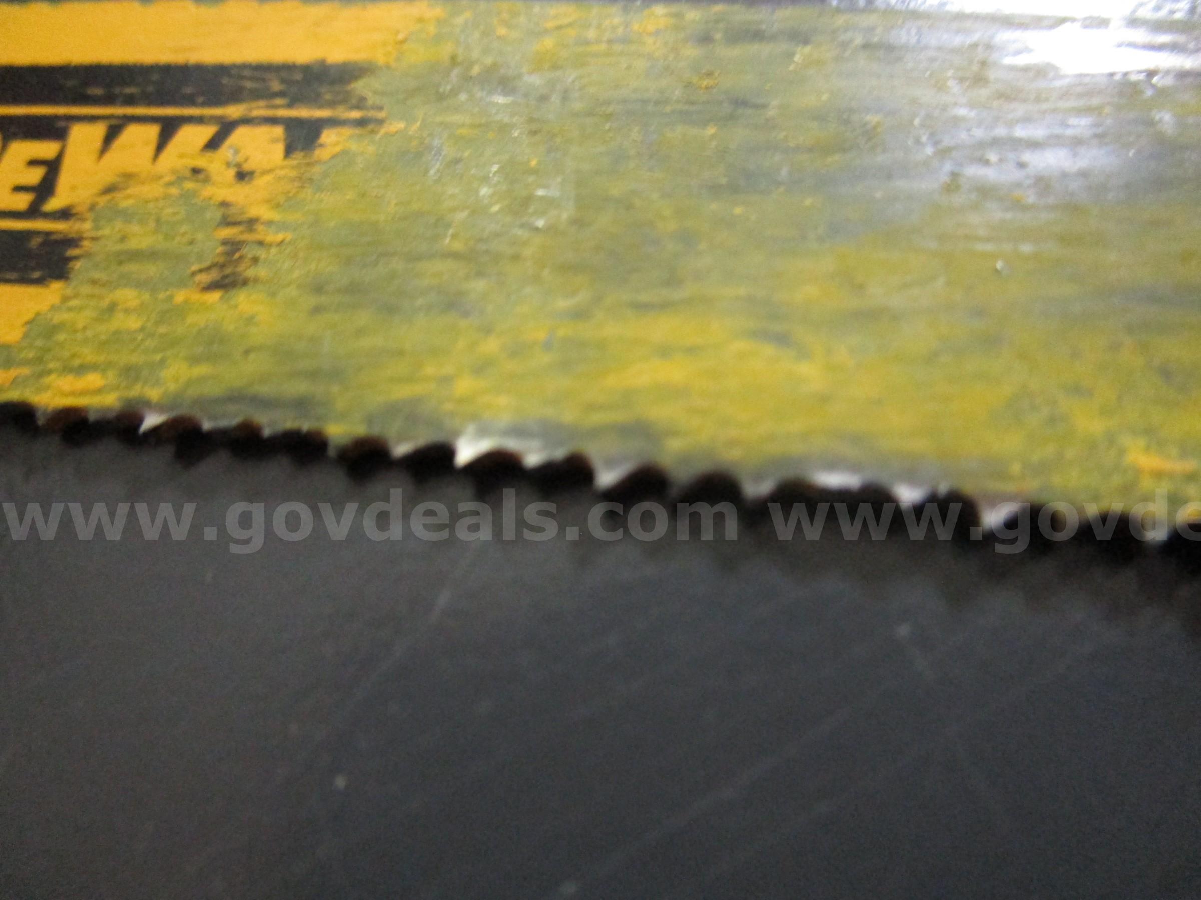 (1) USED RIDGID 18V BRUSHLESS CORDLESS RECPROCATING SAW BARE TOOL W/ 8" BLADE & BATTERY RIDGID  Government Surplus Auction - Photo #4