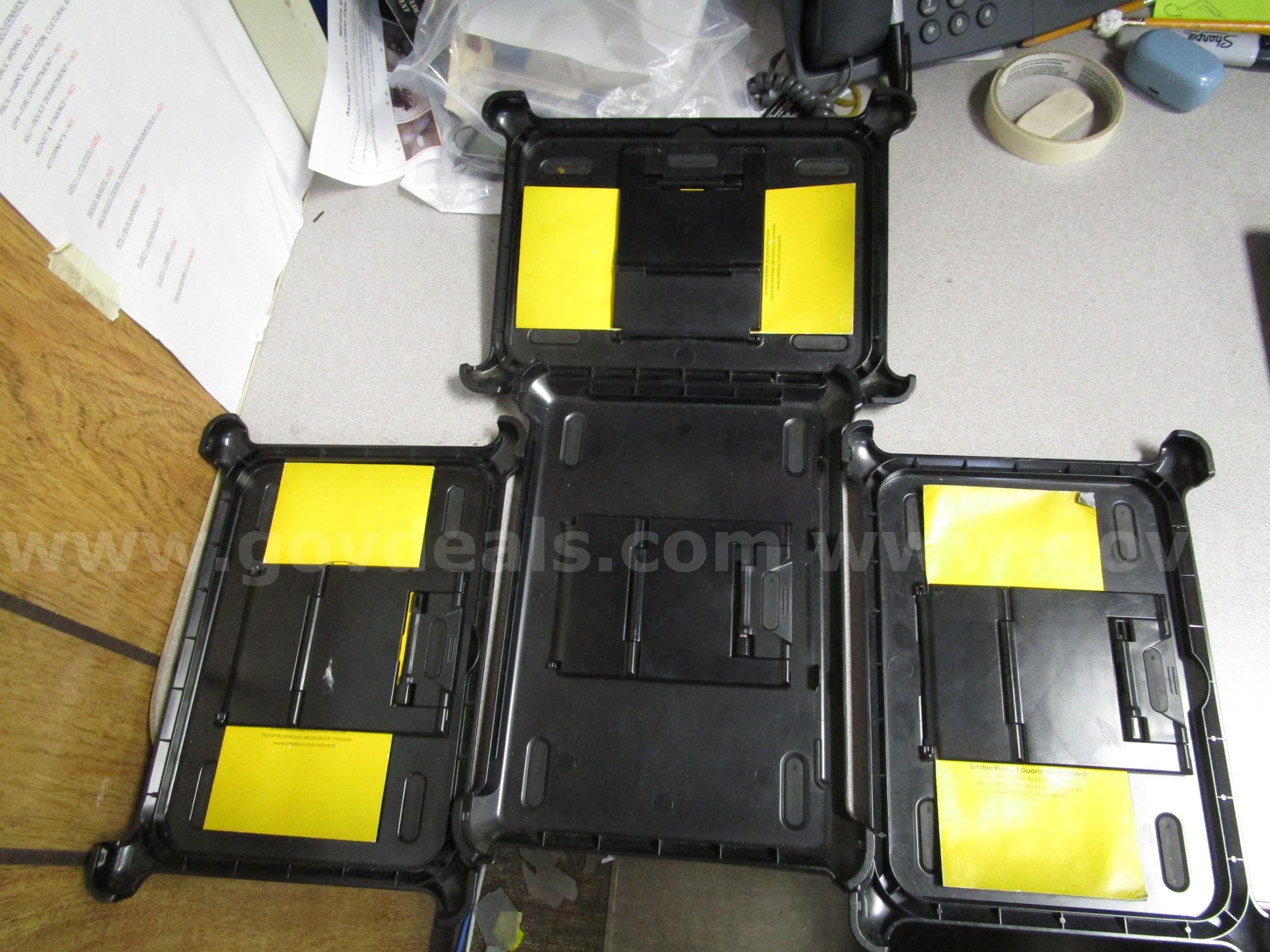 (4) USED OTTERBOX TABLET HOLDERS/STANDS OTTERBOX  Government Surplus Auction - Photo #3