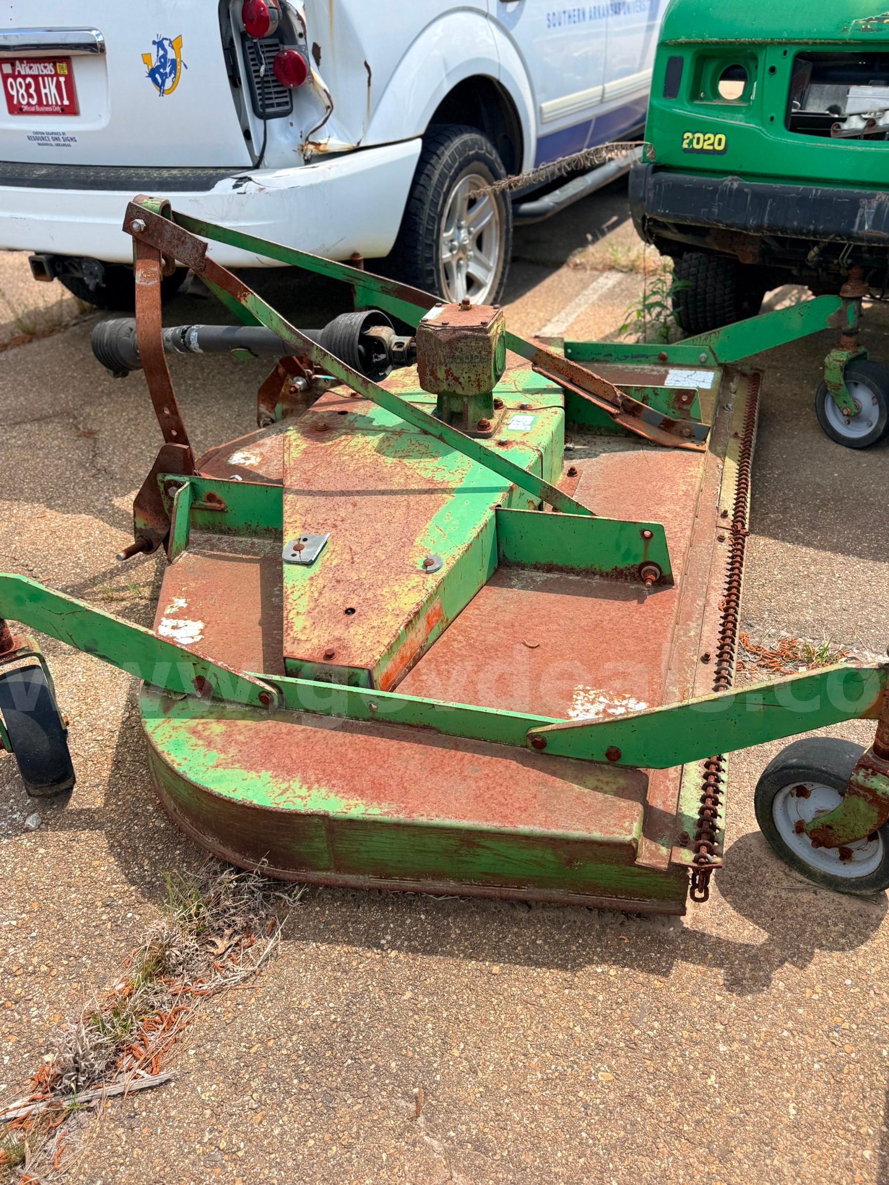 Finishing Mower   Government Surplus Auction - Primary Photo