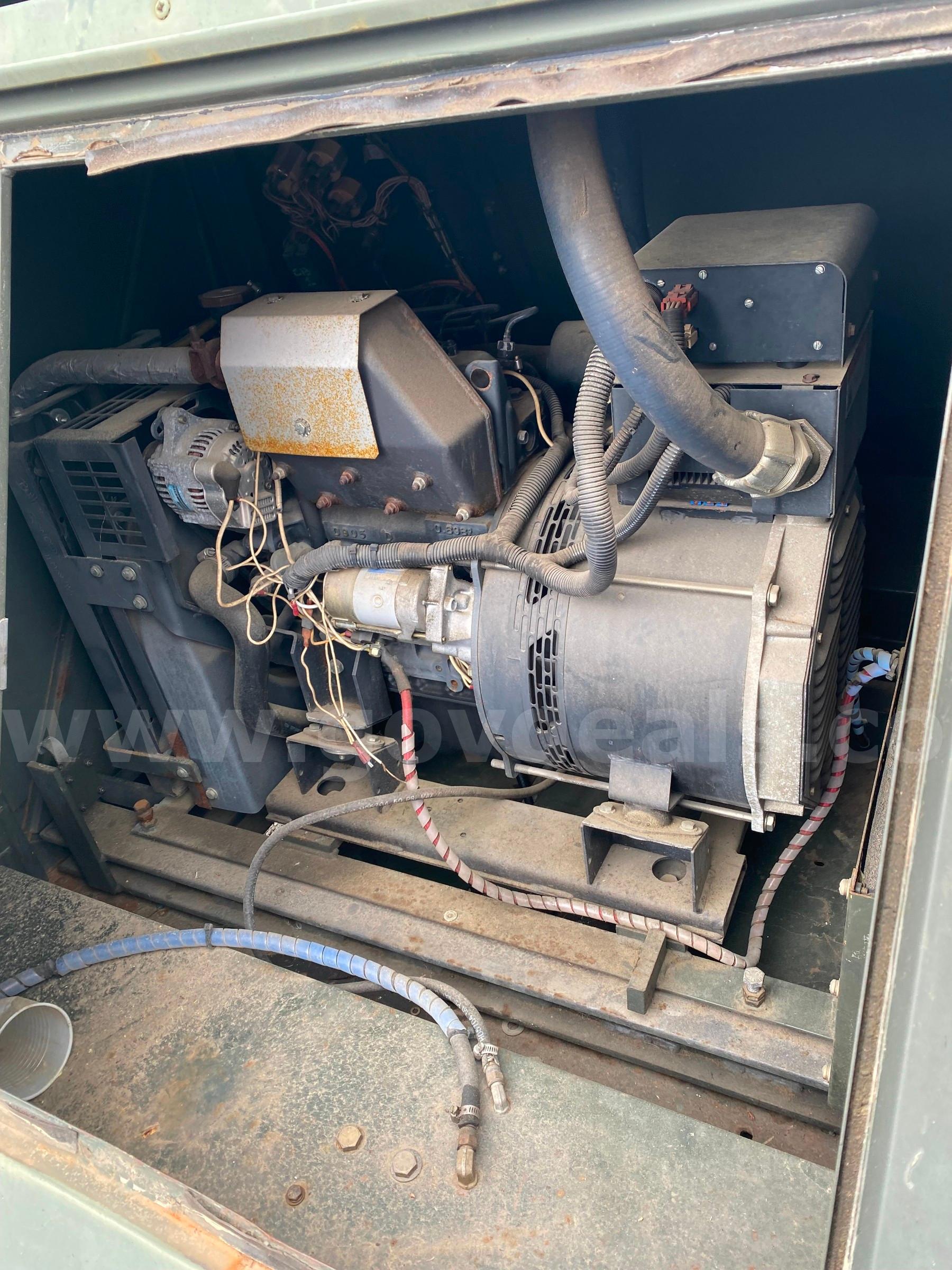 NF2D GENERATOR AND LIGHTS   Government Surplus Auction - Photo #4