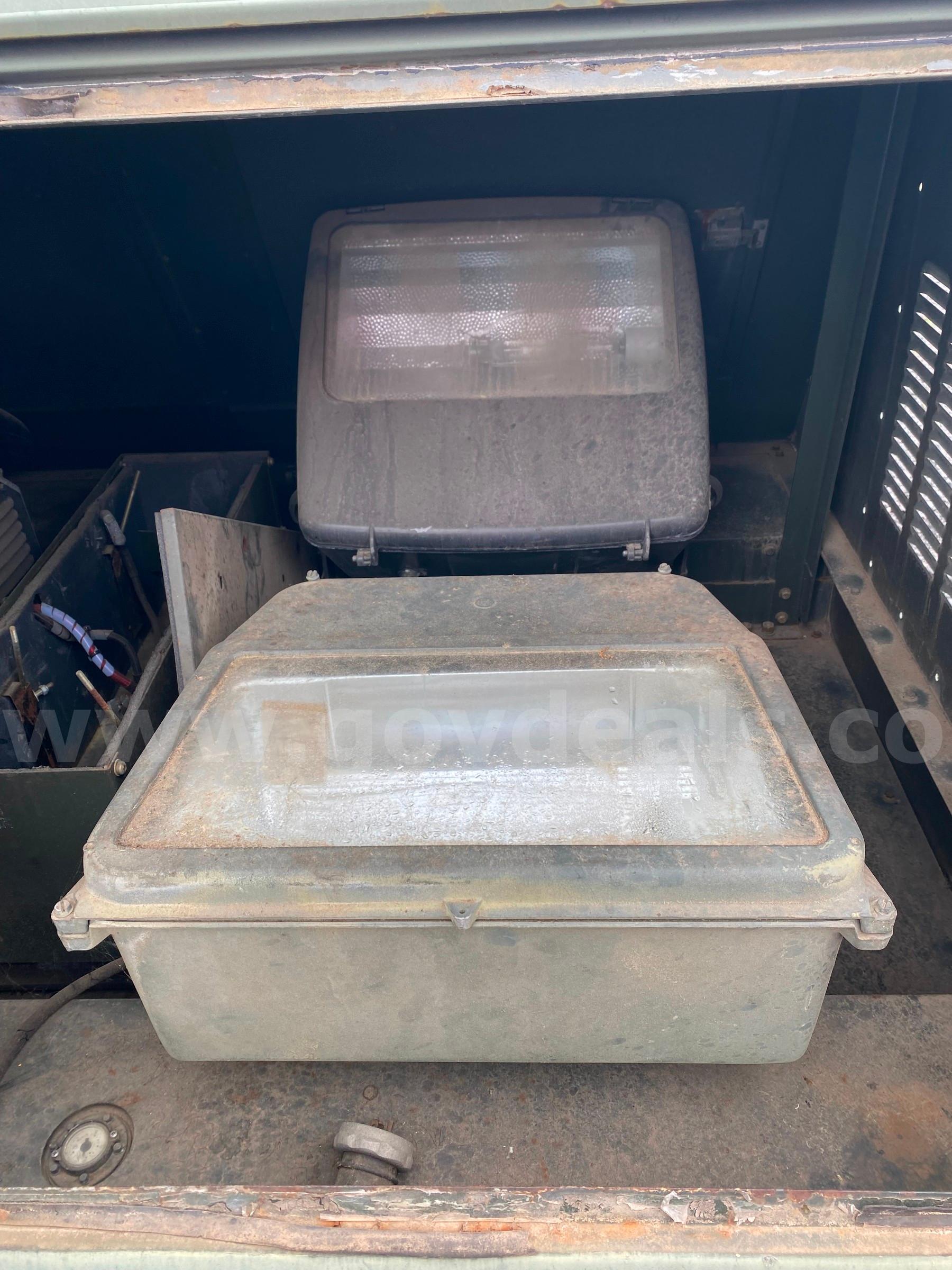 NF2D GENERATOR AND LIGHTS   Government Surplus Auction - Photo #5
