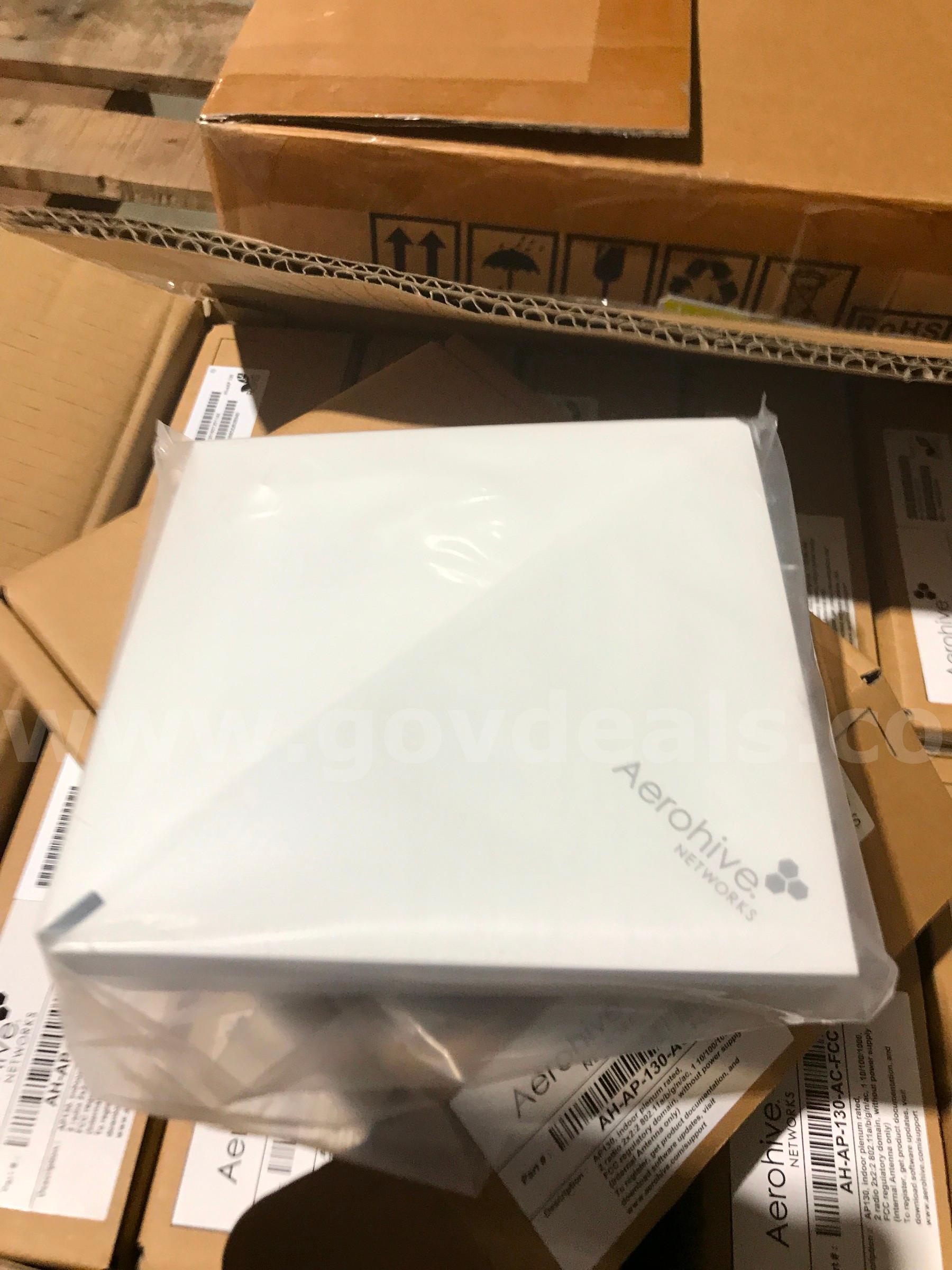 LOT OF AEROHIVE NETWORKS ON ONE PALLET.   Government Surplus Auction - Primary Photo