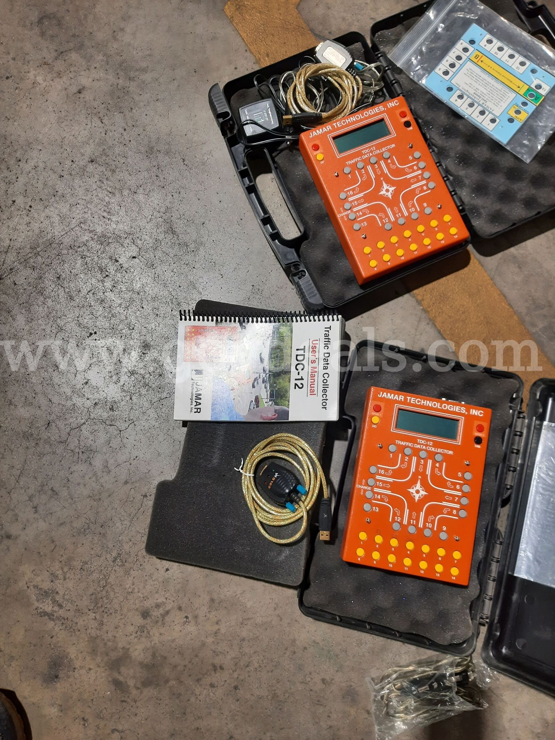 PALLET OF TRAFFIC COUNTERS AND CONTROL BOARDS   Government Surplus Auction - Photo #6