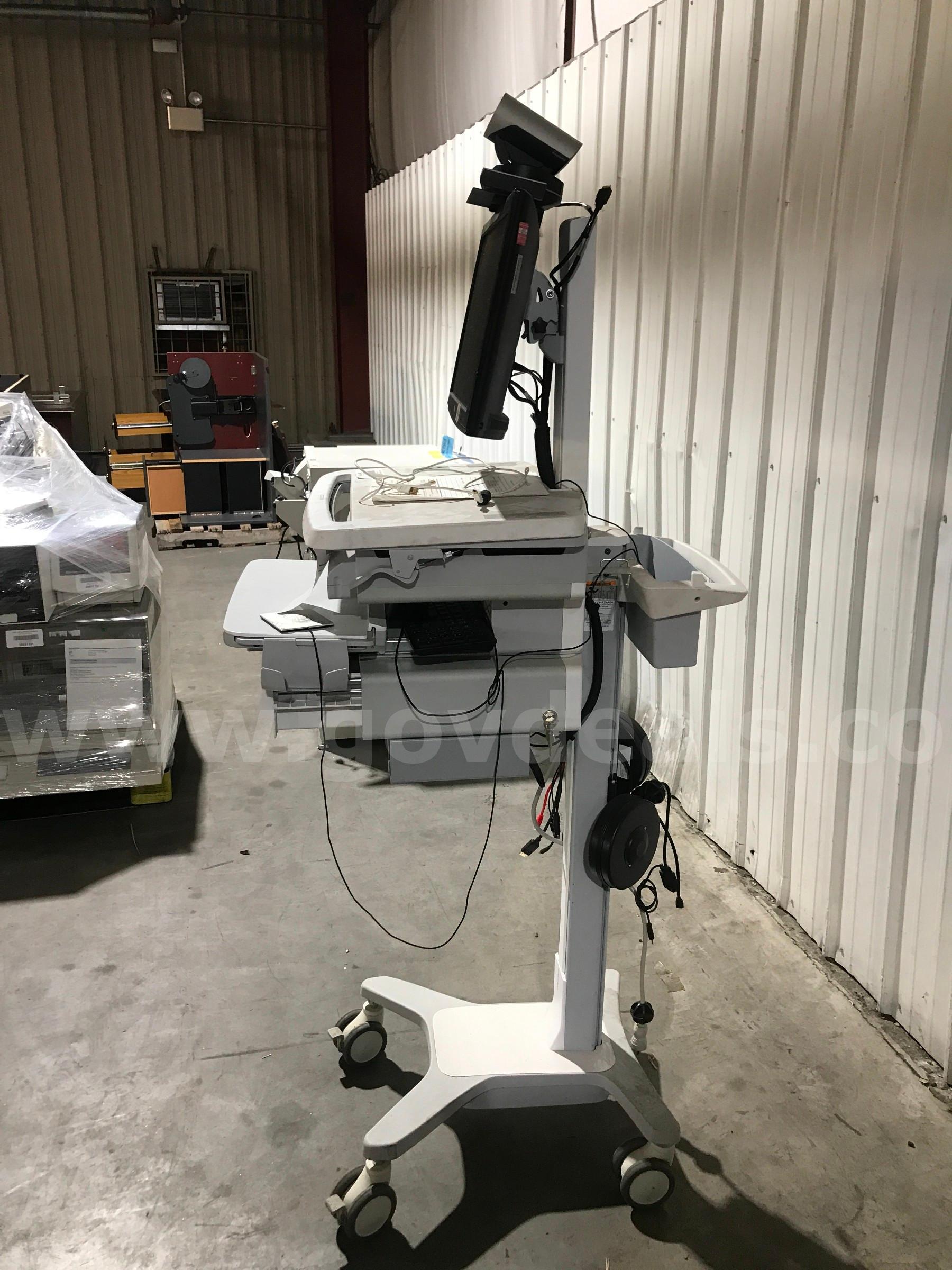 MONITOR ON WHEELS   Government Surplus Auction - Photo #2