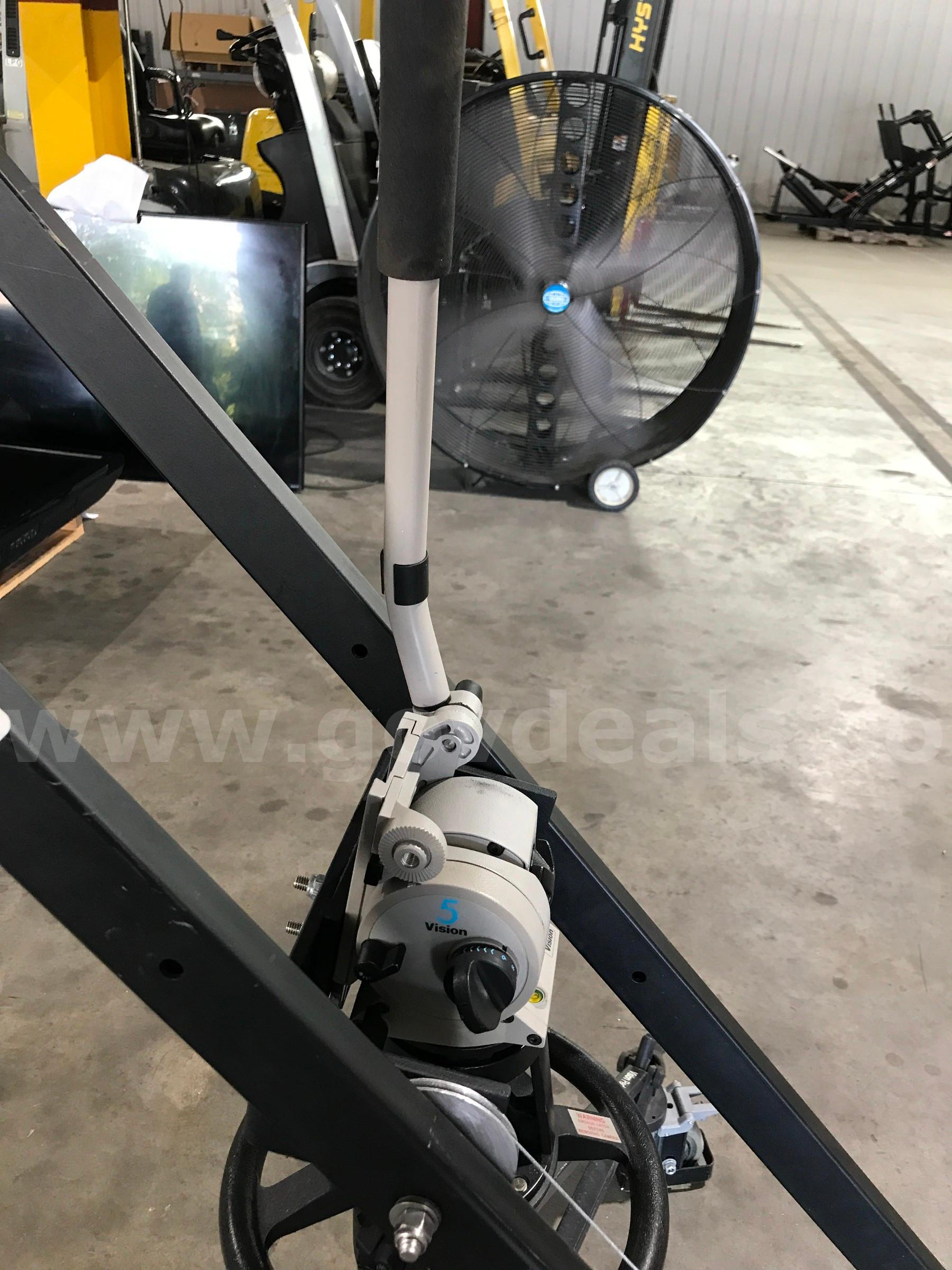 VISION PEDESTAL.   Government Surplus Auction - Photo #6