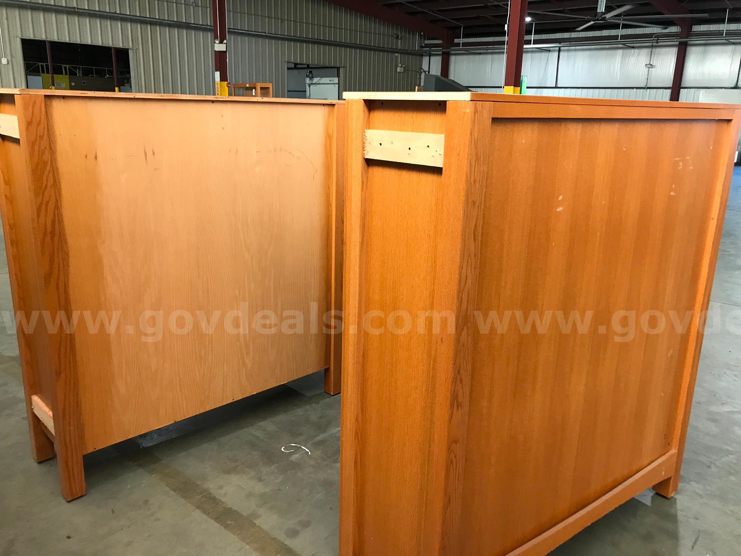 LOT OF BROCHURE RACKS.   Government Surplus Auction - Photo #5