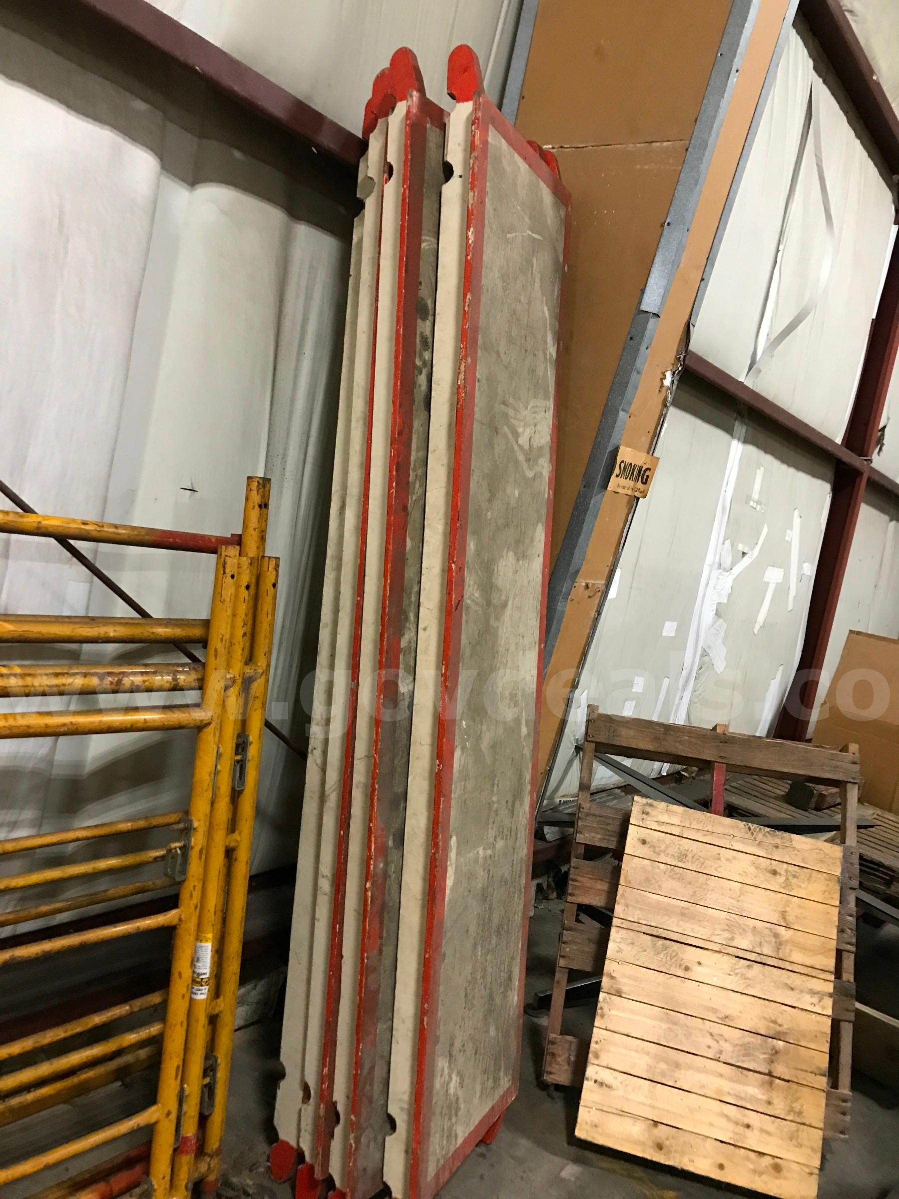 LOT OF SCAFFOLDING ON ONE PALLET.   Government Surplus Auction - Primary Photo