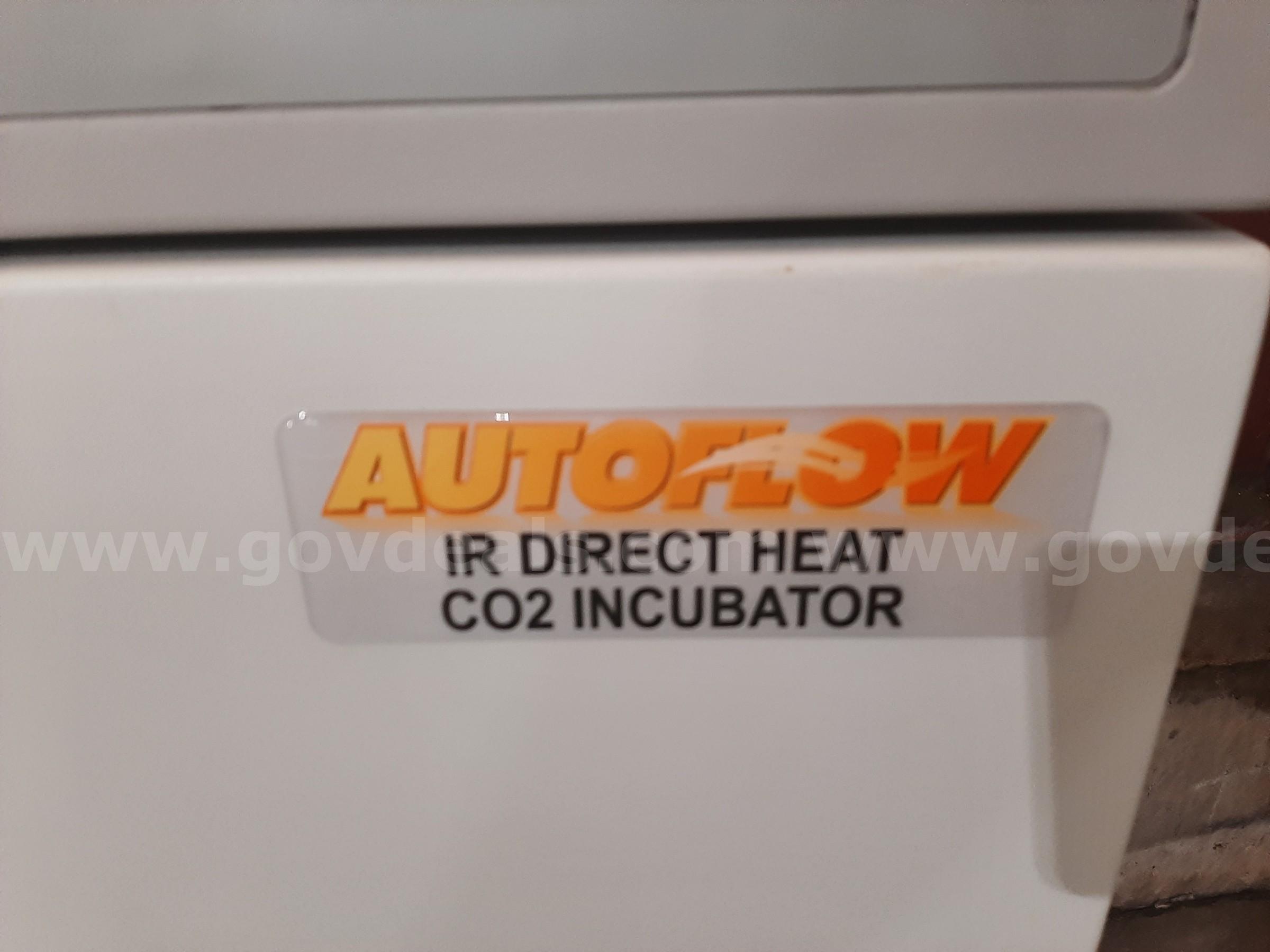 NUAIRE INCUBATOR NUAIRE  Government Surplus Auction - Photo #2