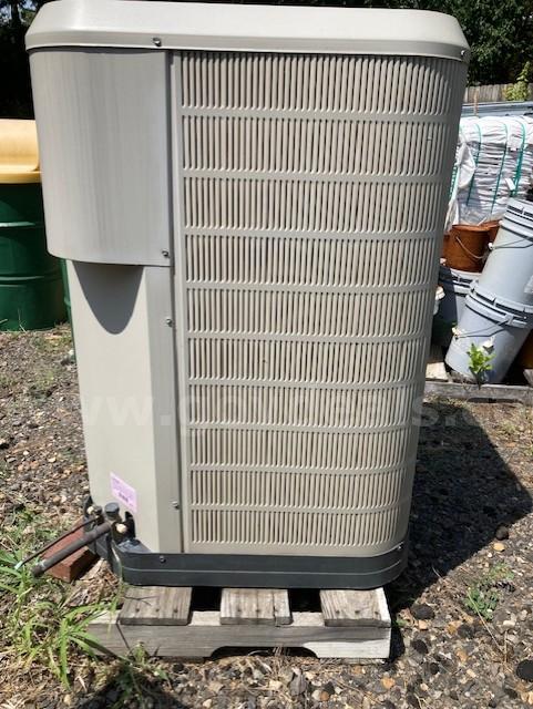 Frigidaire Central Air Outside Unit   Government Surplus Auction - Photo #2