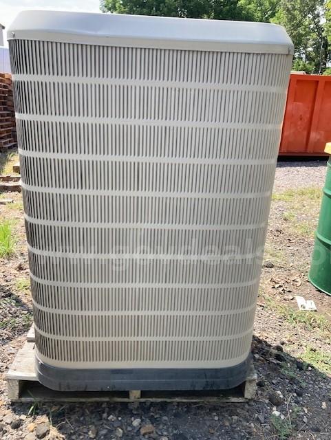 Frigidaire Central Air Outside Unit   Government Surplus Auction - Photo #3