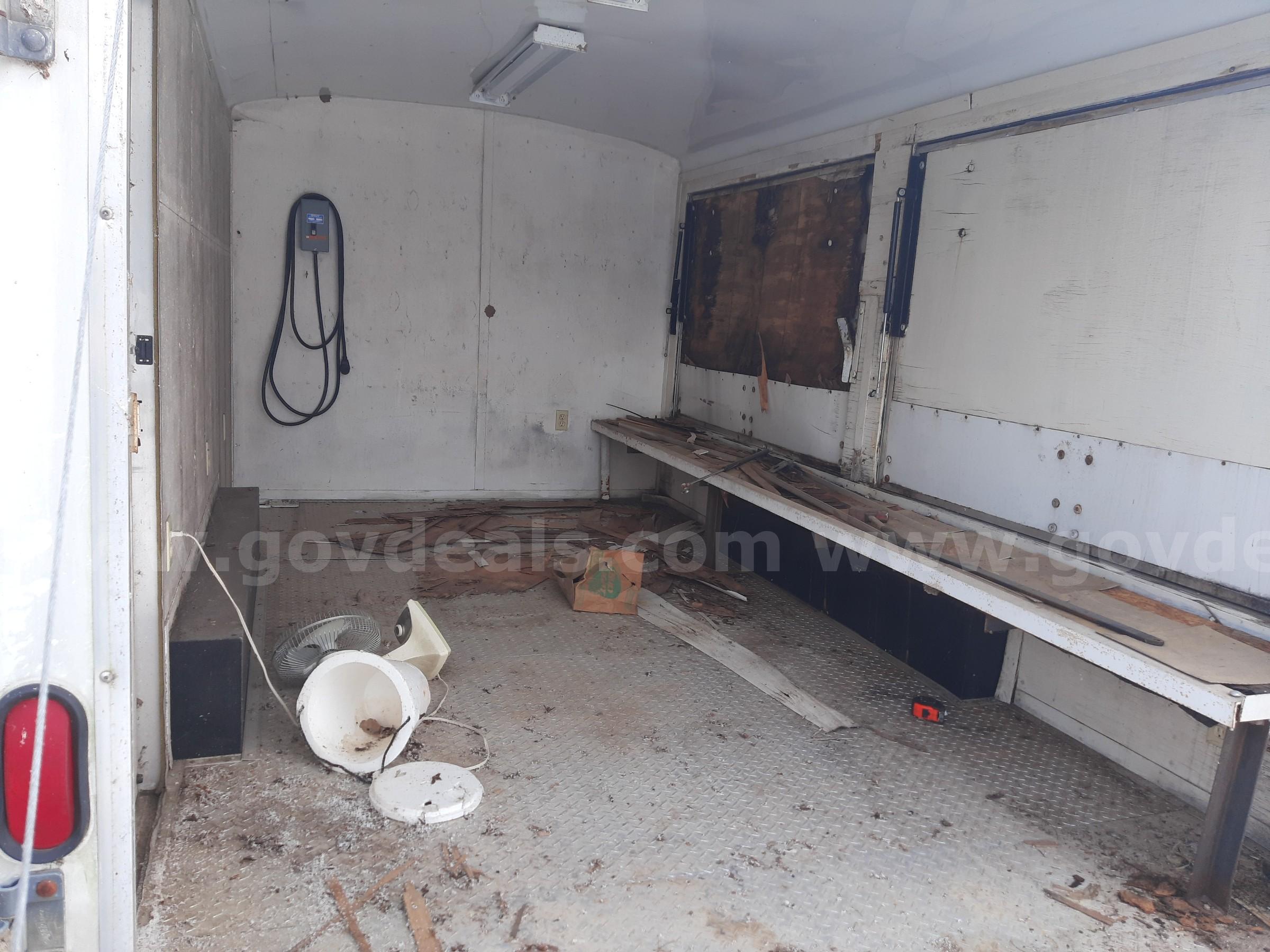 DOOLITTLE CARGO TRAILER   Government Surplus Auction - Photo #4