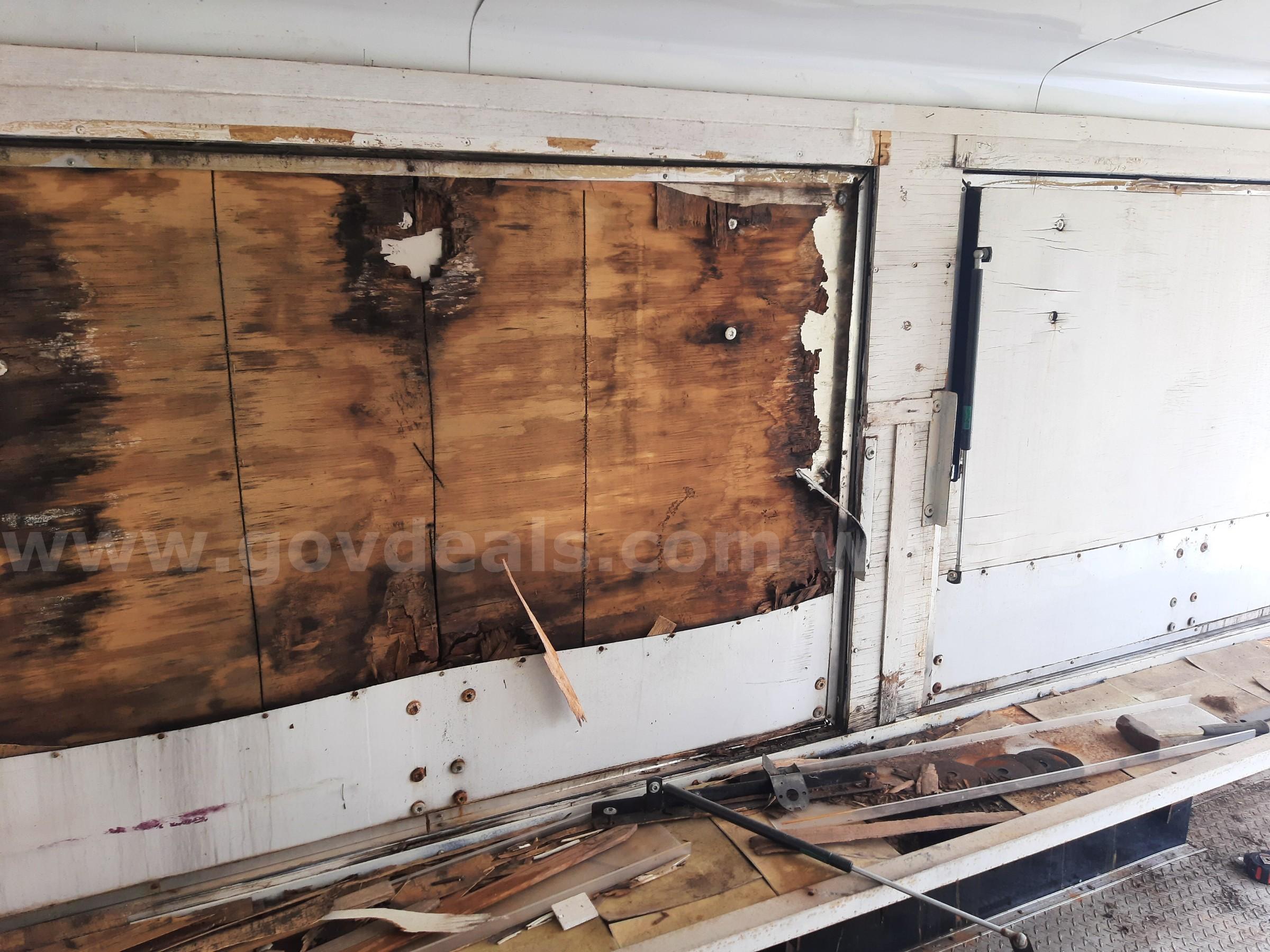 DOOLITTLE CARGO TRAILER   Government Surplus Auction - Photo #6