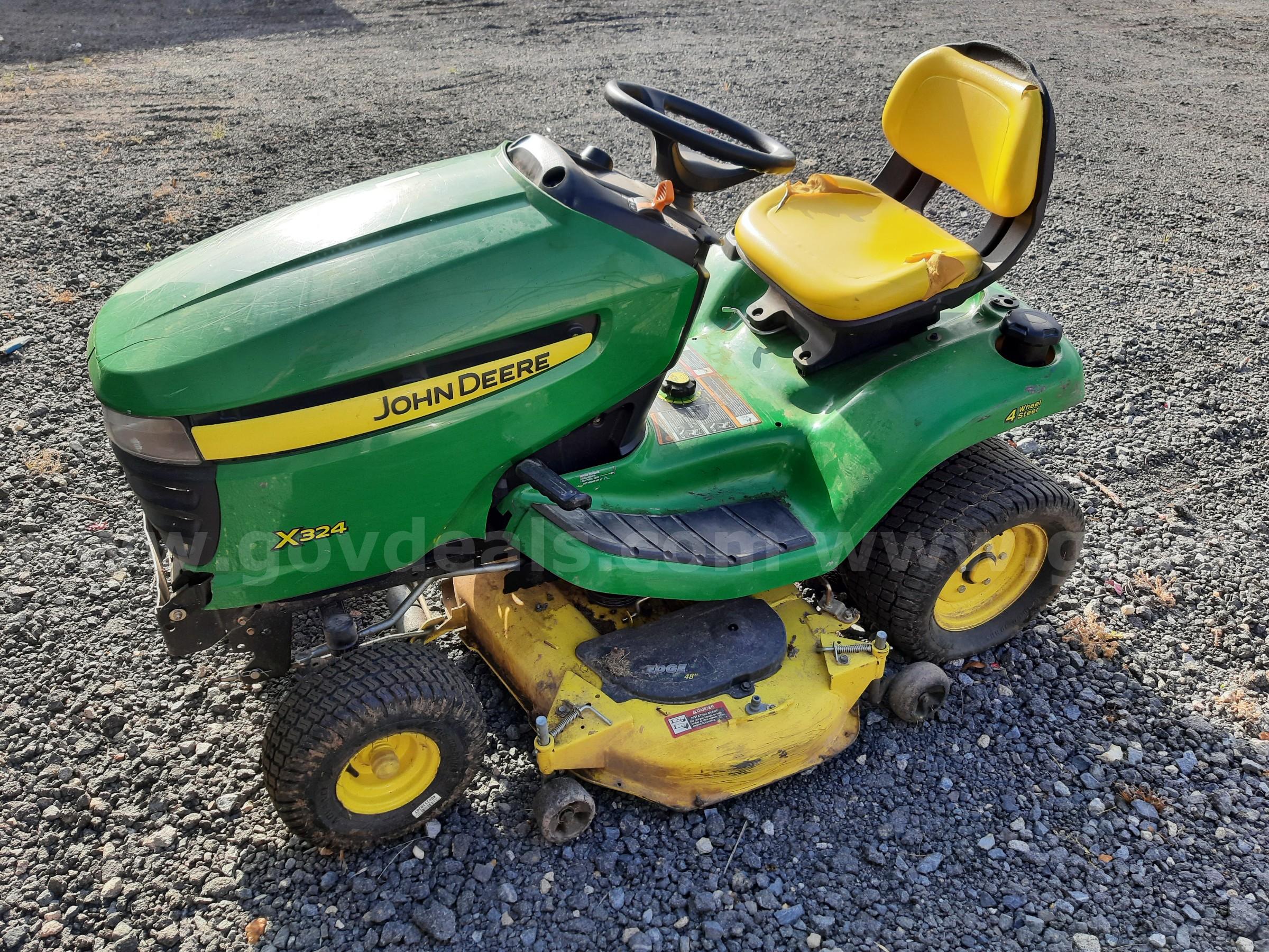 JOHN DEERE MOWER JOHN DEERE X324 Government Surplus Auction - Photo #2