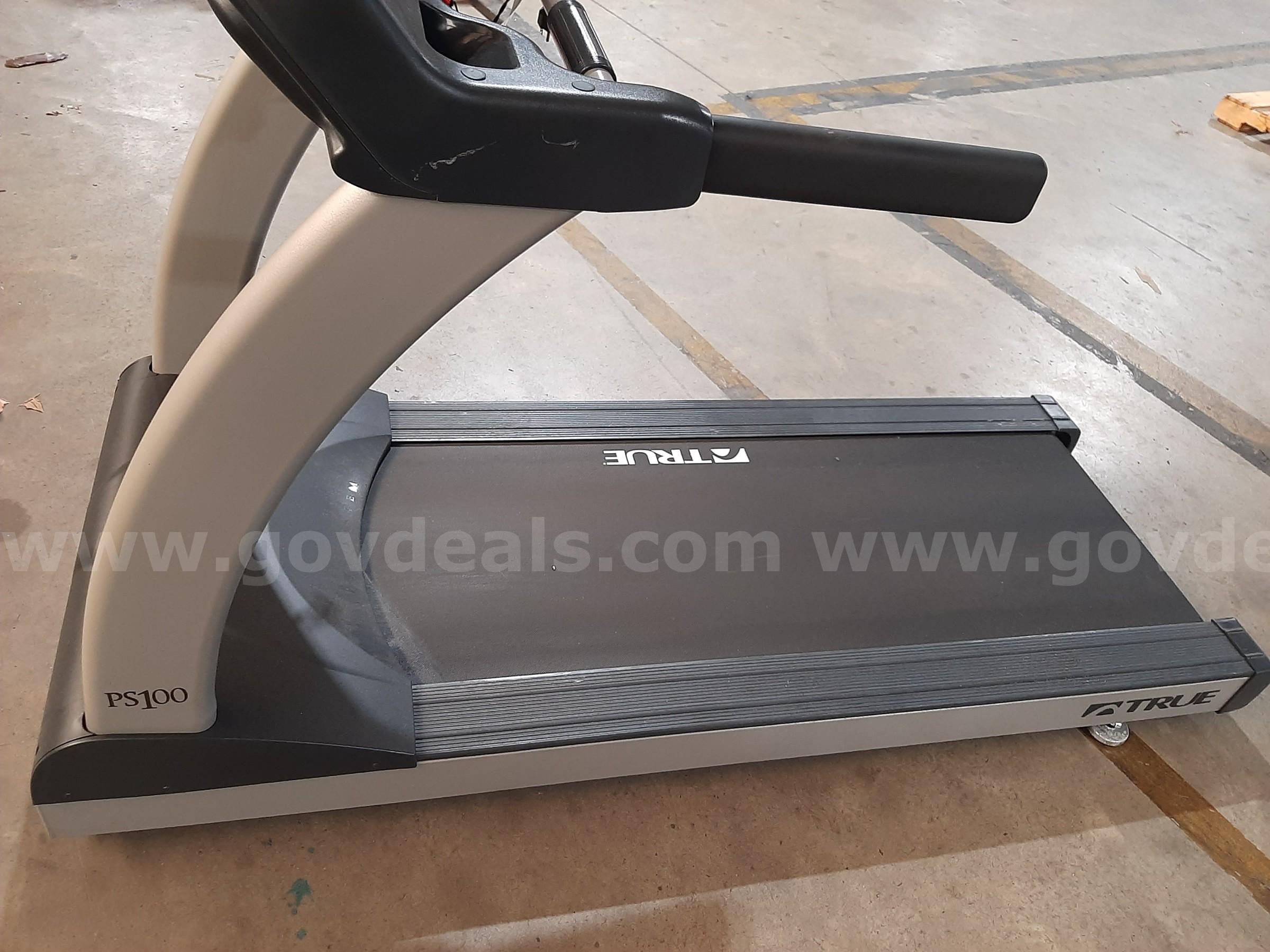 TREADMILL TRUE  Government Surplus Auction - Photo #2