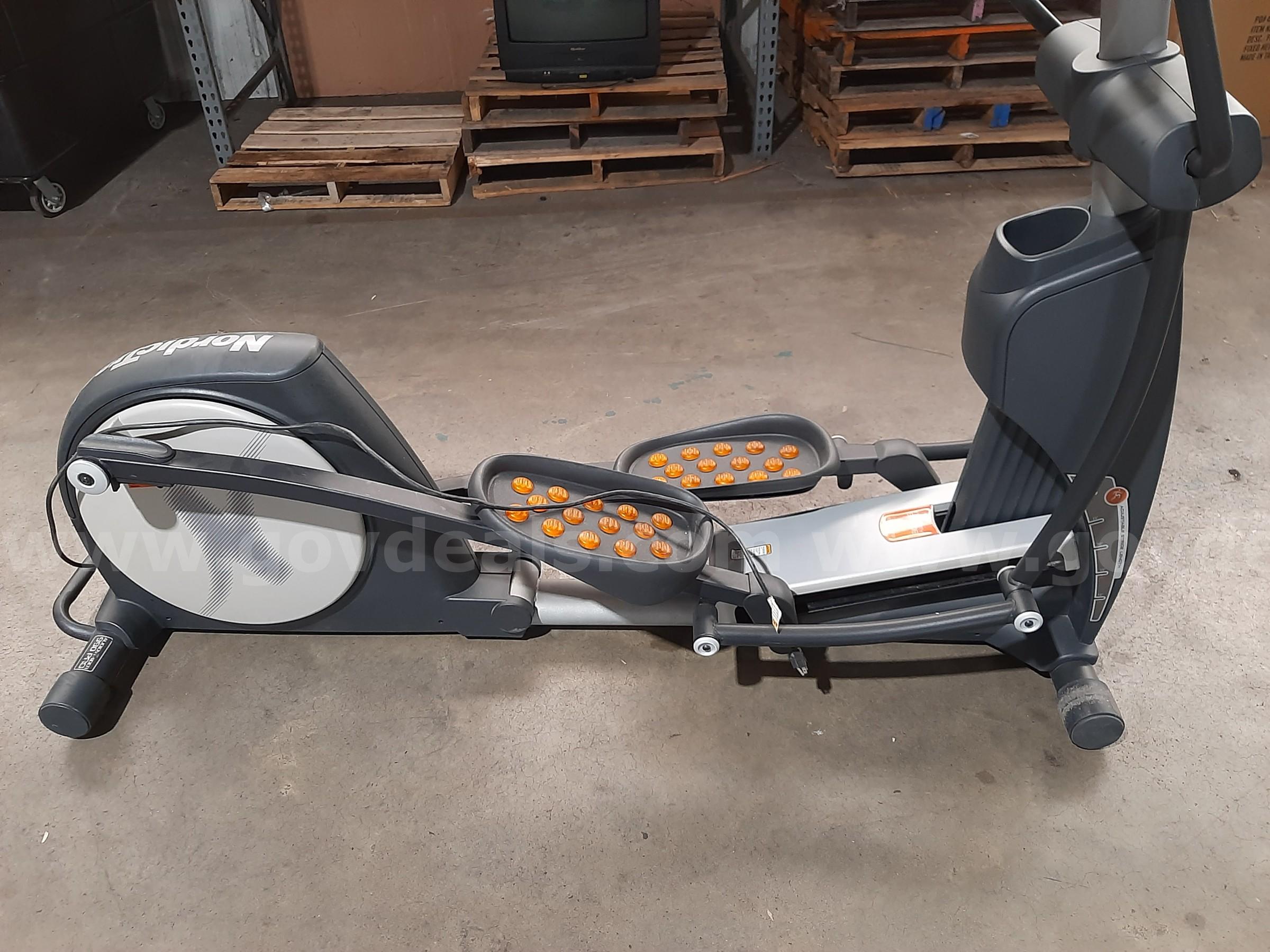 ELLIPTICAL NORDICTRACK  Government Surplus Auction - Photo #4
