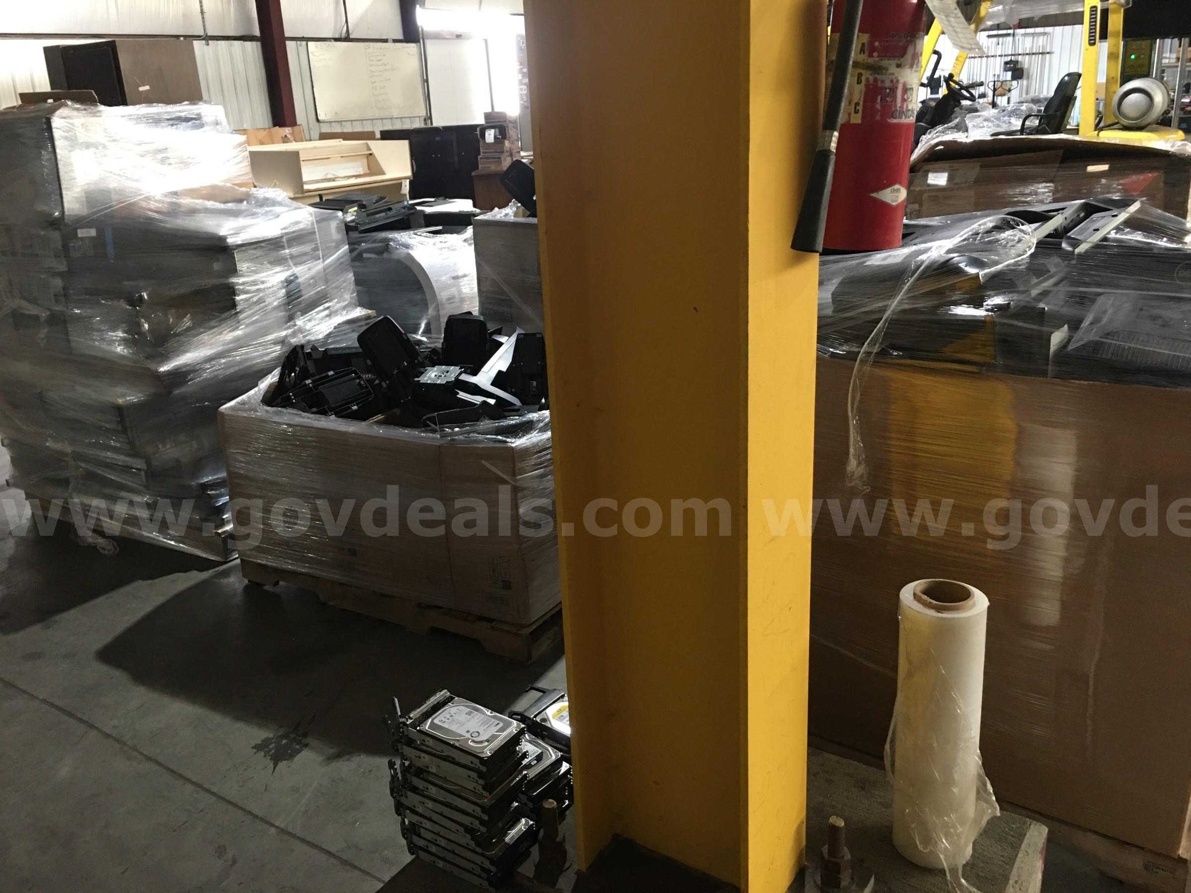 LOT OF COMPUTERS  AND OTHER ITEMS  ON 6 PALLETS MULTIPLE MULTIPLE Government Surplus Auction - Photo #4