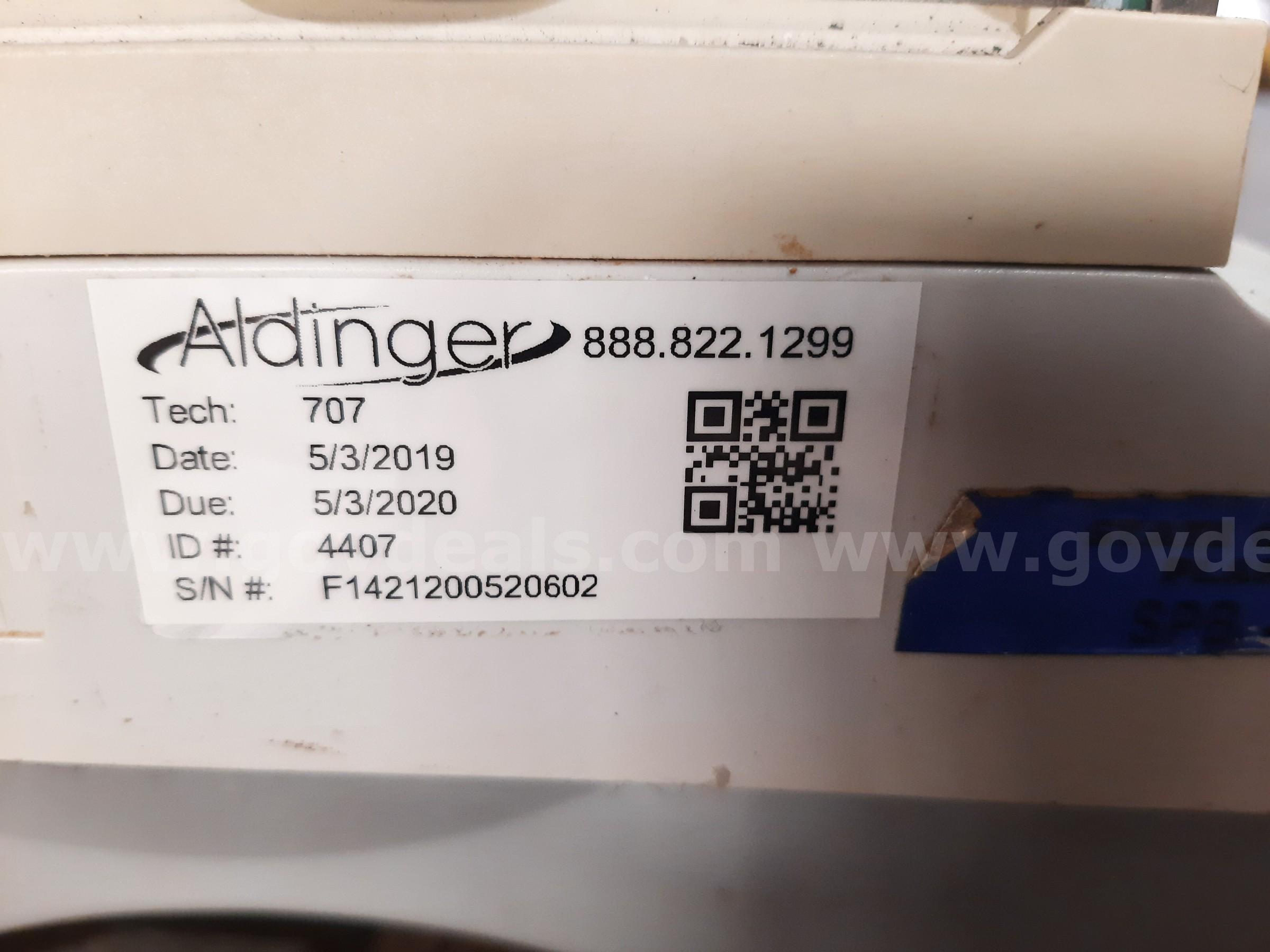 ANALYTICAL BALANCE   Government Surplus Auction - Photo #2