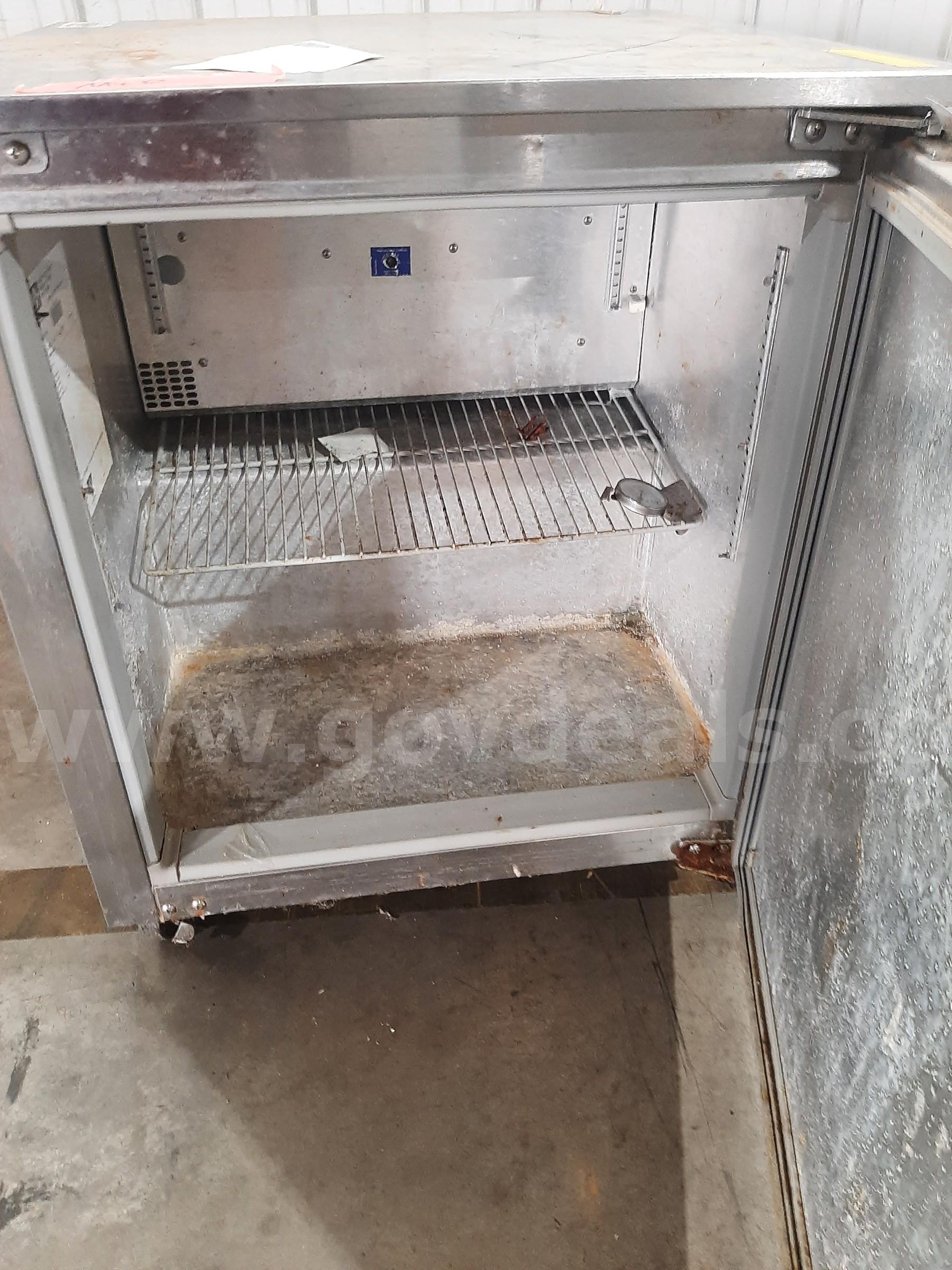 MCCALL COMMERCIAL REFRIGERATOR MCCALL R-6E Government Surplus Auction - Photo #3