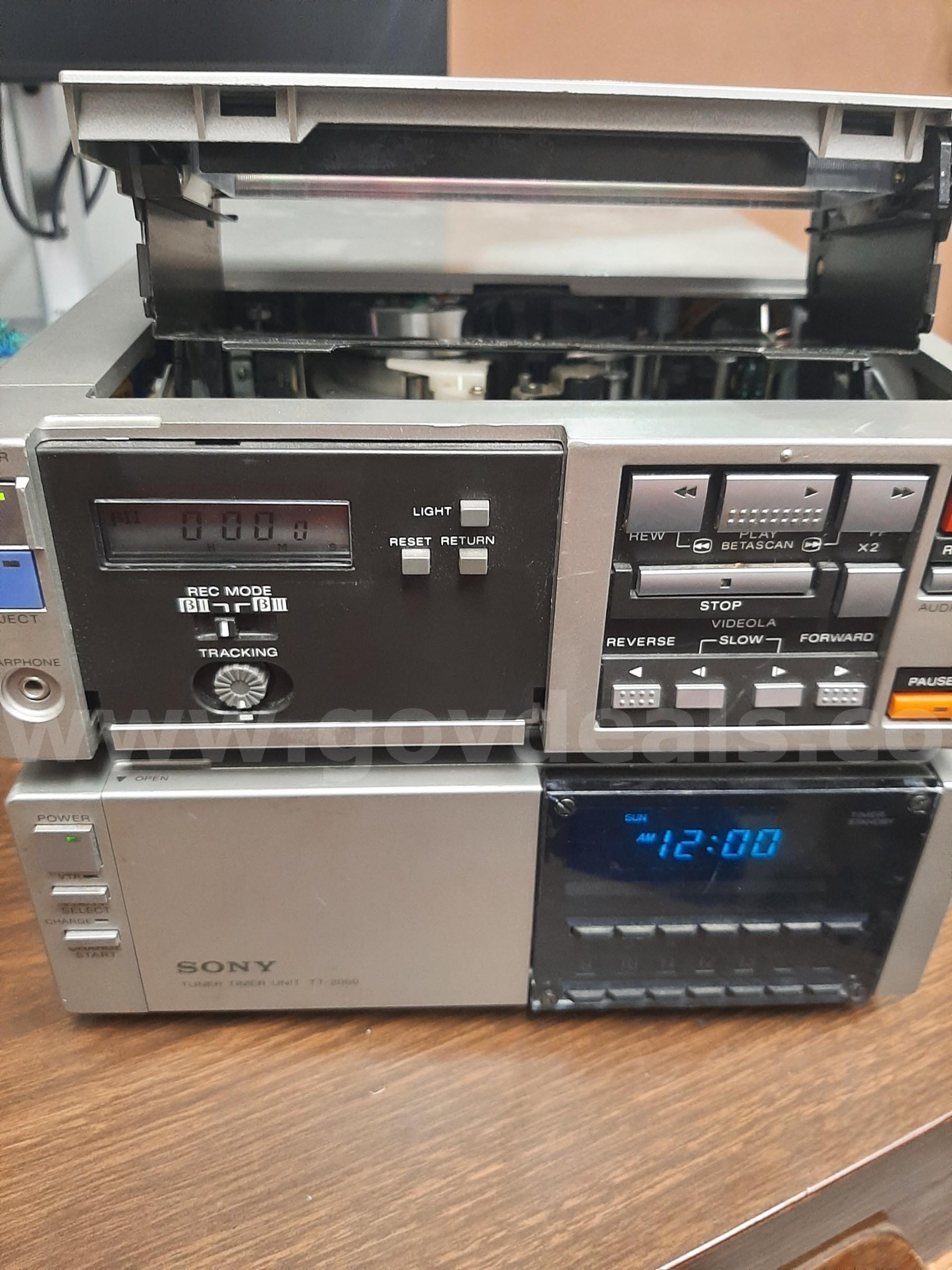 SONY BETAMAX SONY SL-2000 Government Surplus Auction - Photo #4