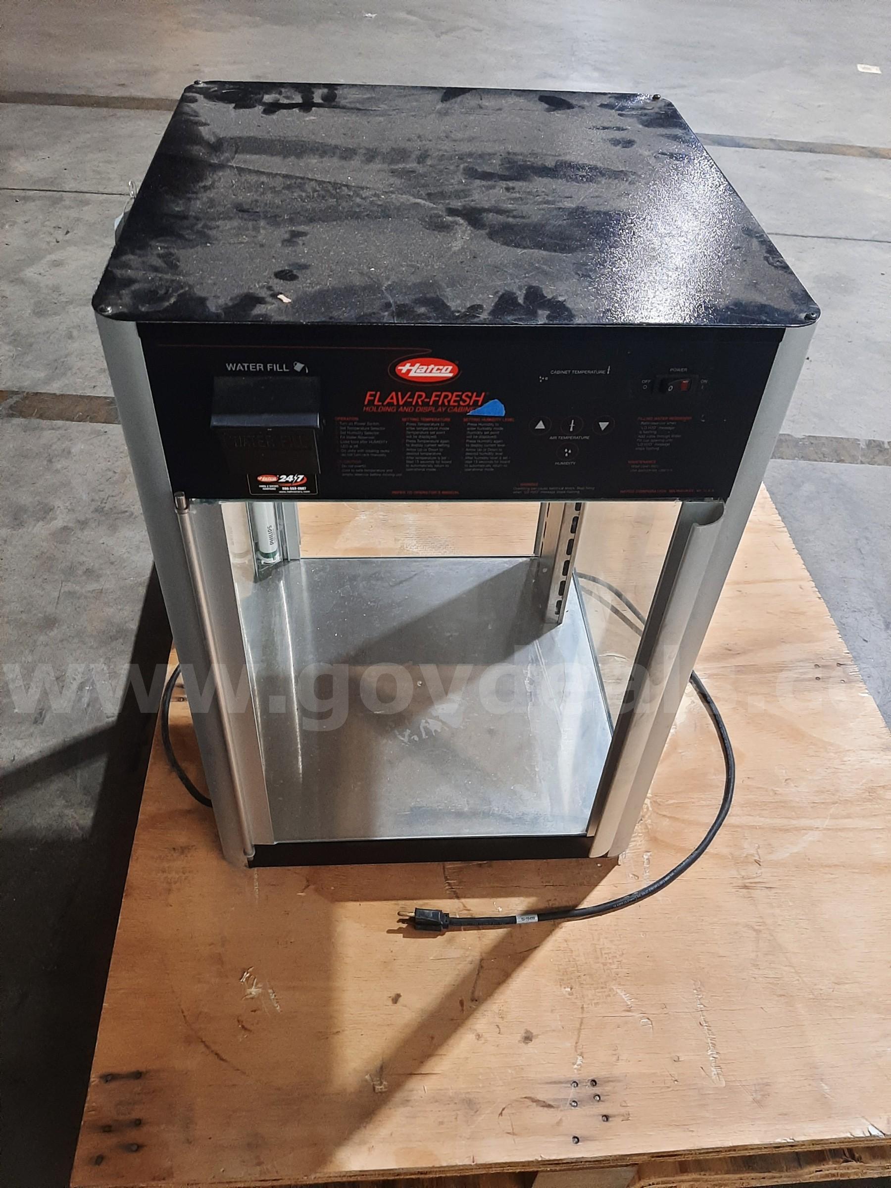 FOOD DISPLAY CABINET ON 1 PALLET HATCH CORP FDWD-2X Government Surplus Auction - Primary Photo