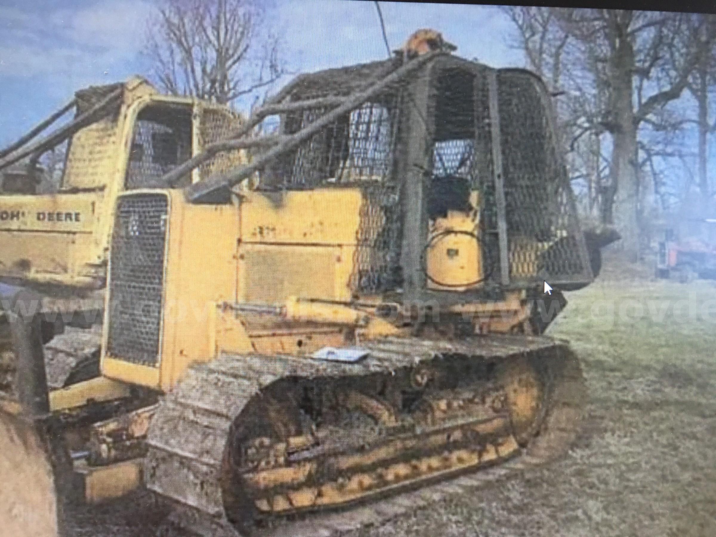 DOZER 450E  450E Government Surplus Auction - Primary Photo