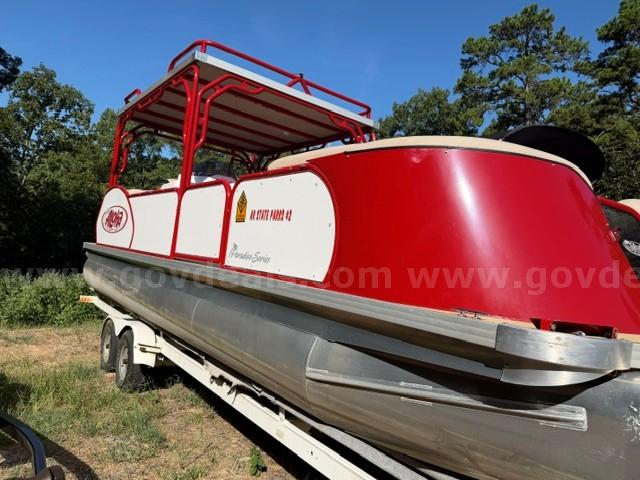ALOHA 26FT.PONTOON BOAT (W/UPPER DECK)   Government Surplus Auction - Photo #5