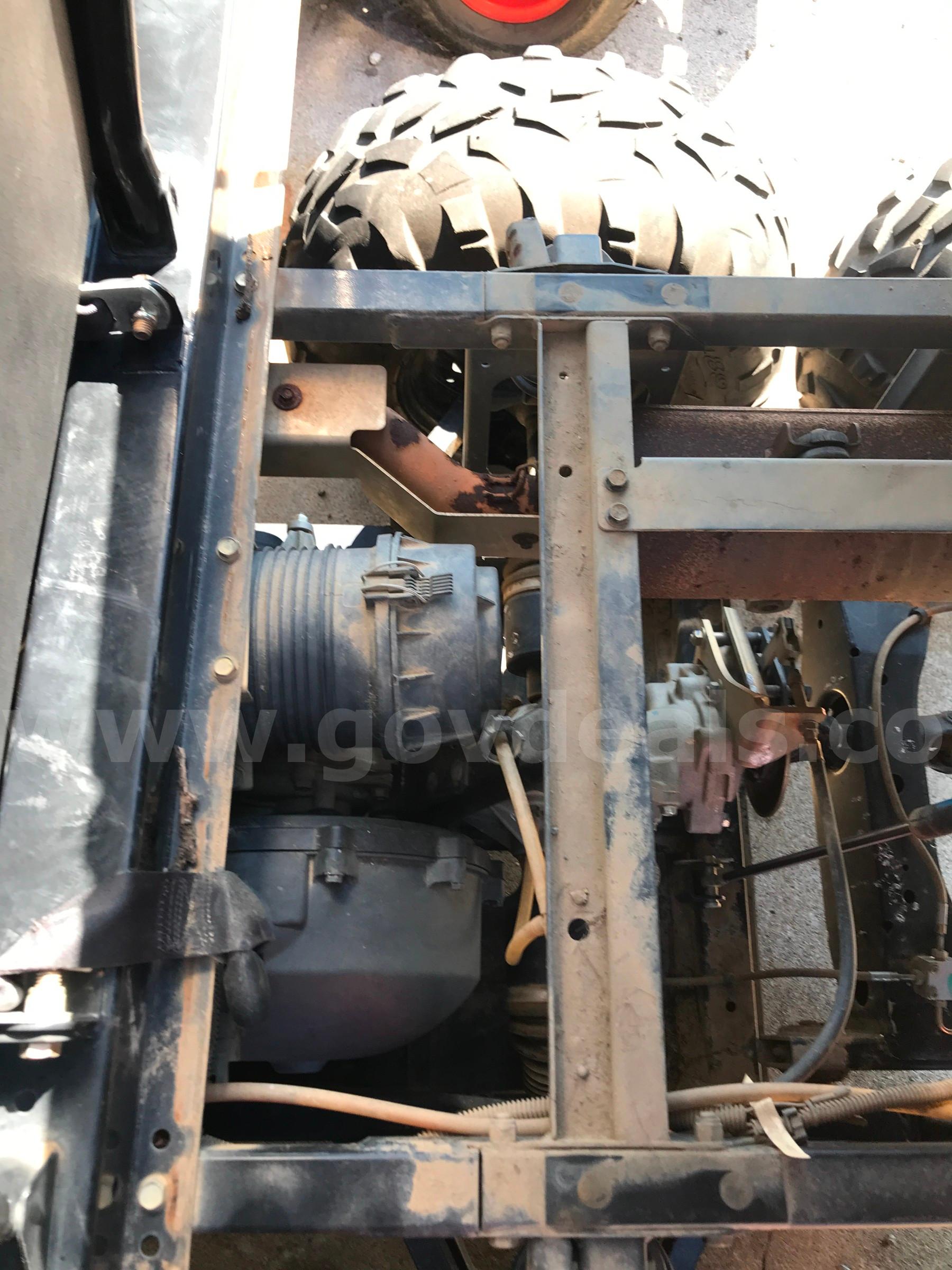 2008 POLARIS ATV 700 EFI 6X6 WITH WARN WINCH. POLARIS 700 Government Surplus Auction - Photo #5