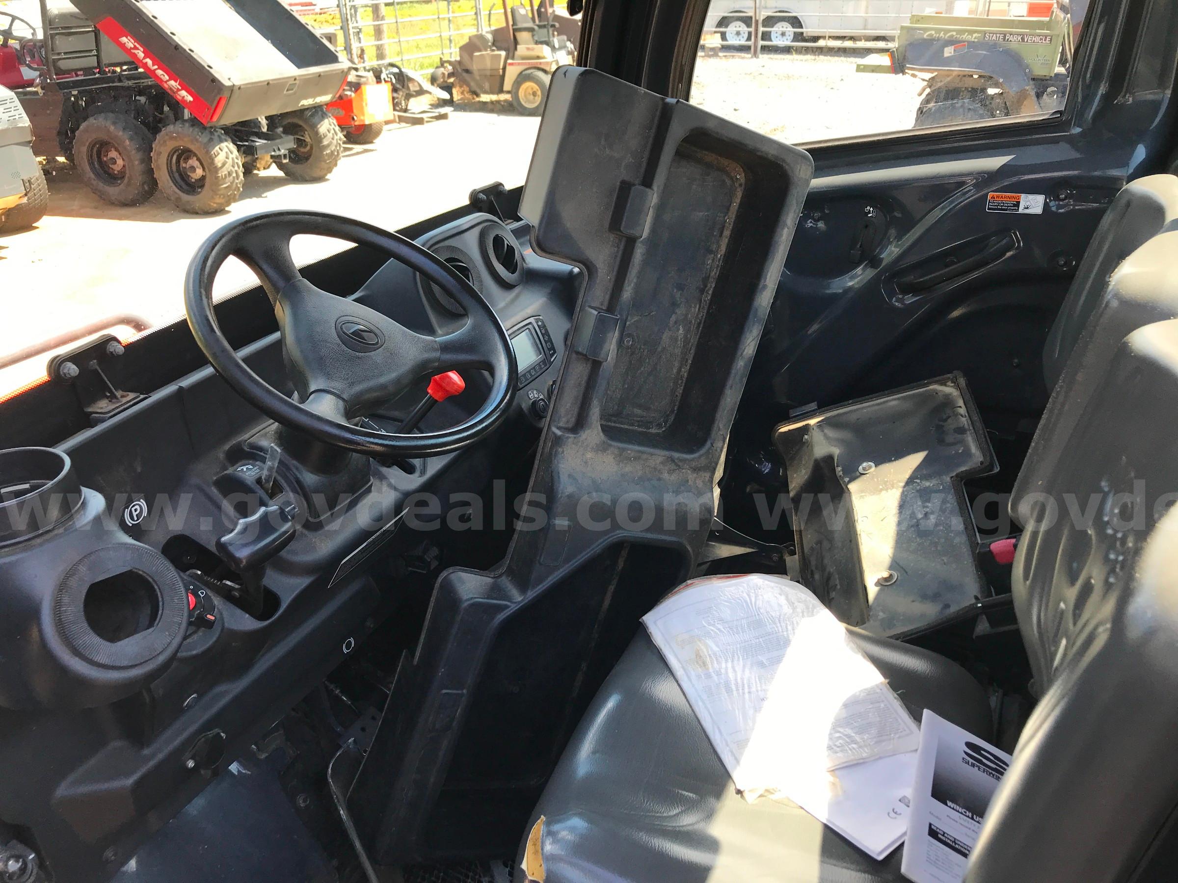 KUBOTA RTV-X1100CWL-H UTILITY VEHICLE. KUBOTA X1100CWL Government Surplus Auction - Photo #6