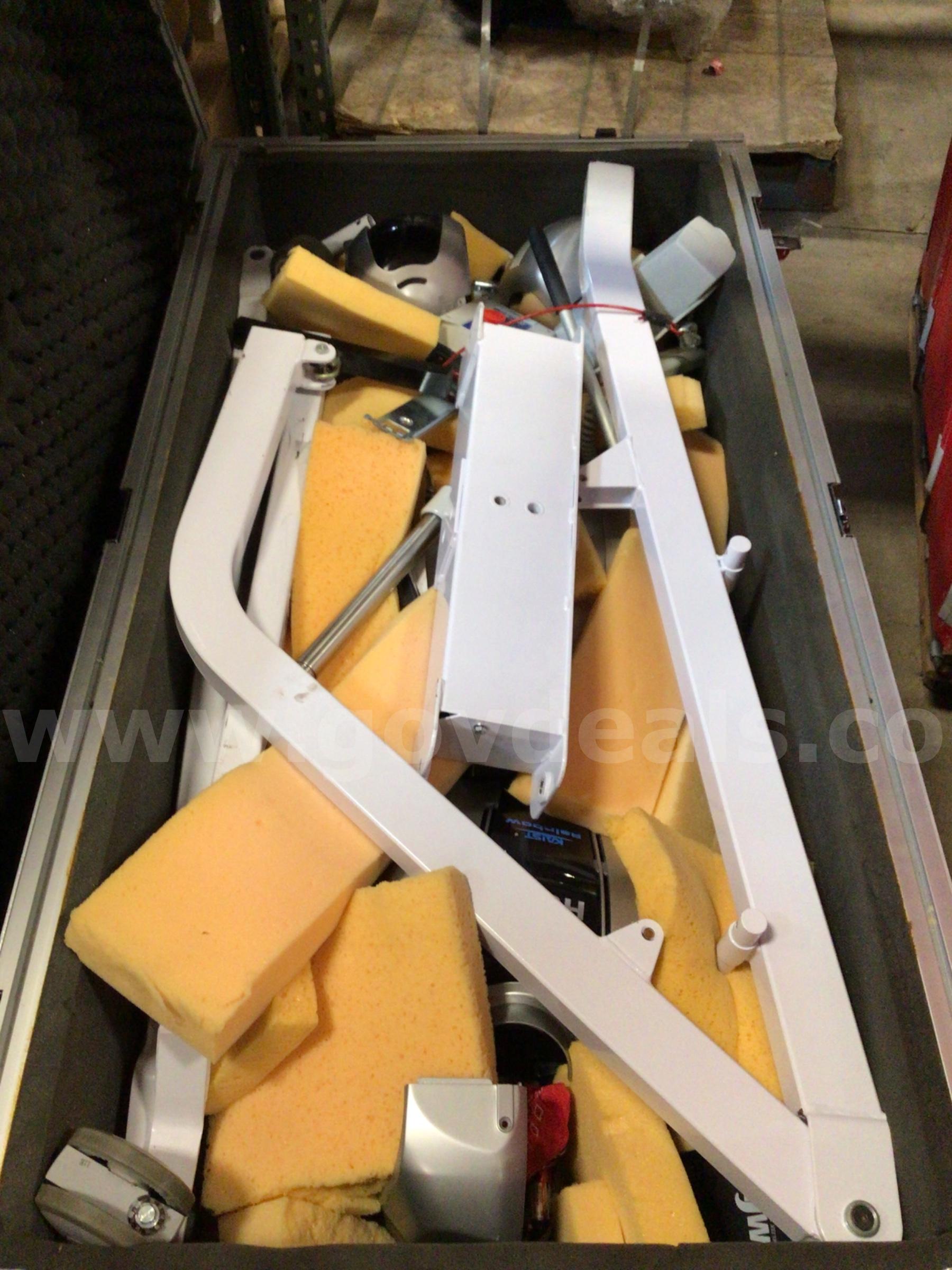 Hubo II Robot   Government Surplus Auction - Photo #2