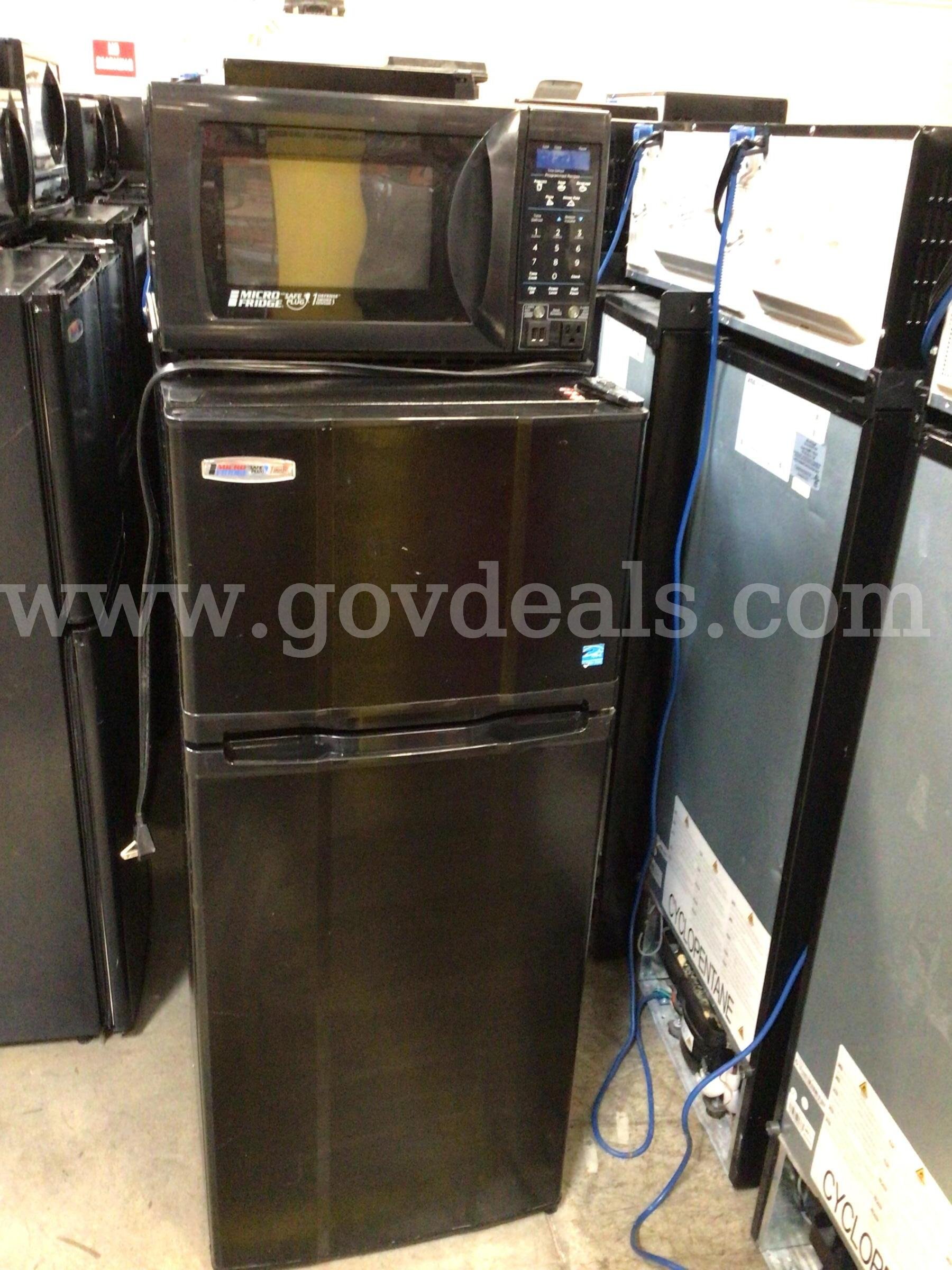 MicroFridge® Refrigerator/Microwave Combo Unit – Buyer Choice   Government Surplus Auction - Primary Photo