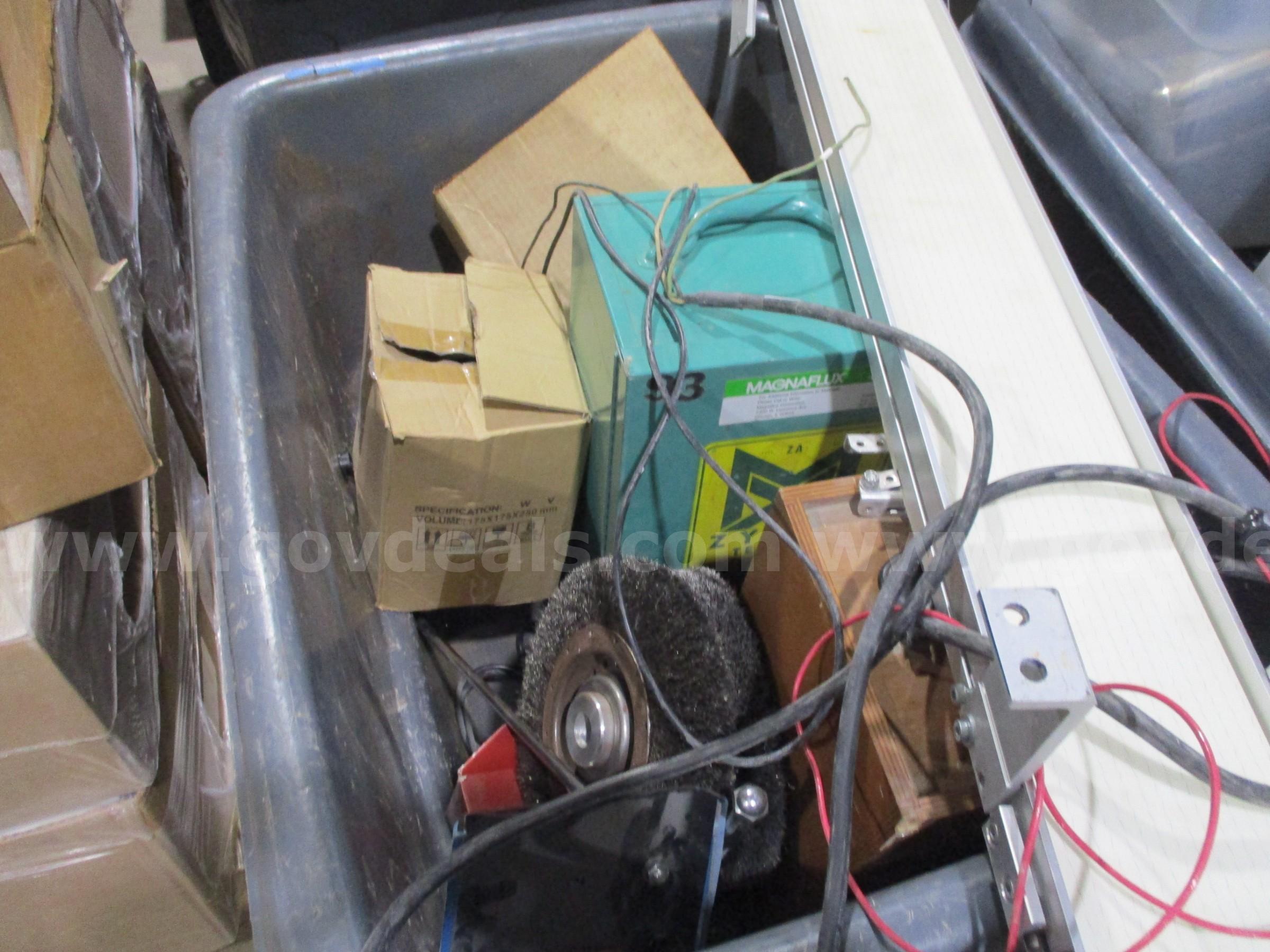 Miscellaneous Surplus Electronics, Hardware, Office Equipment & Accessories - Bulk Lot   Government Surplus Auction - Photo #2