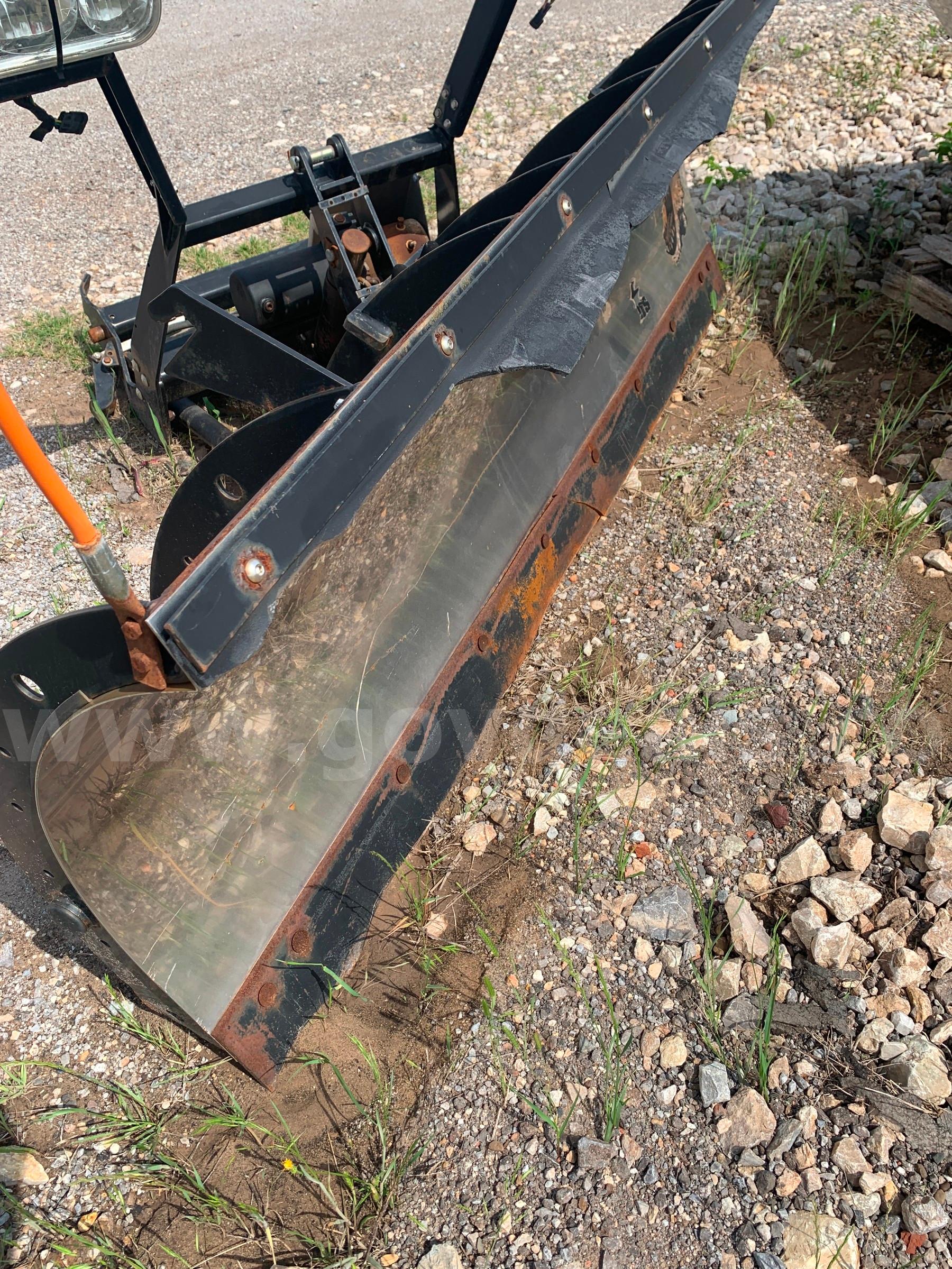 Snow Dogg Snow Plow SnowDogg  Government Surplus Auction - Photo #3