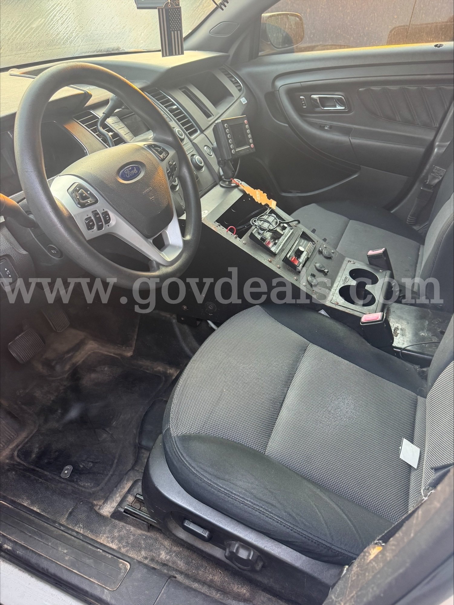2014 Ford Police Interceptor Ford Taurus Government Surplus Auction - Photo #6