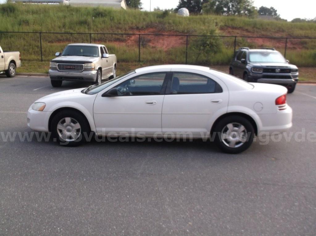 2006 Dodge Stratus Dodge Stratus Government Surplus Auction - Photo #2