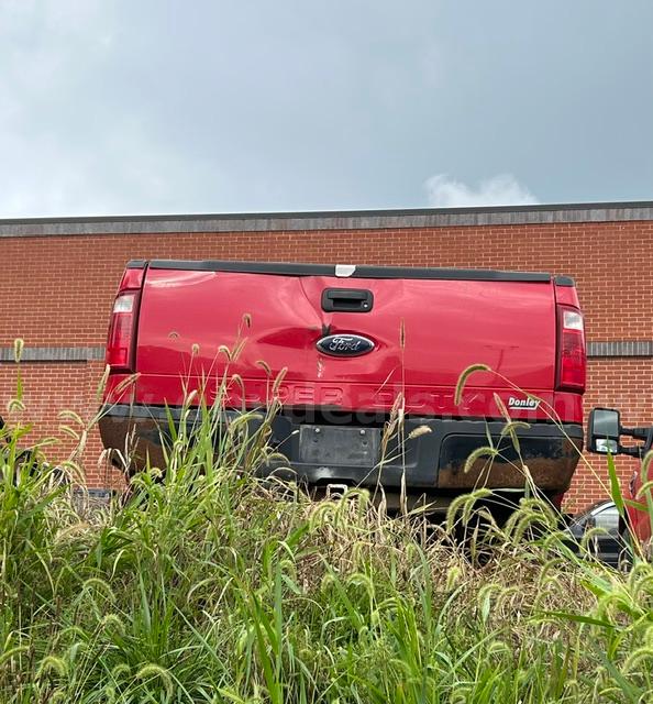 (P-12) 2009 Ford F-250 SD Ford F-250 Government Surplus Auction - Photo #5
